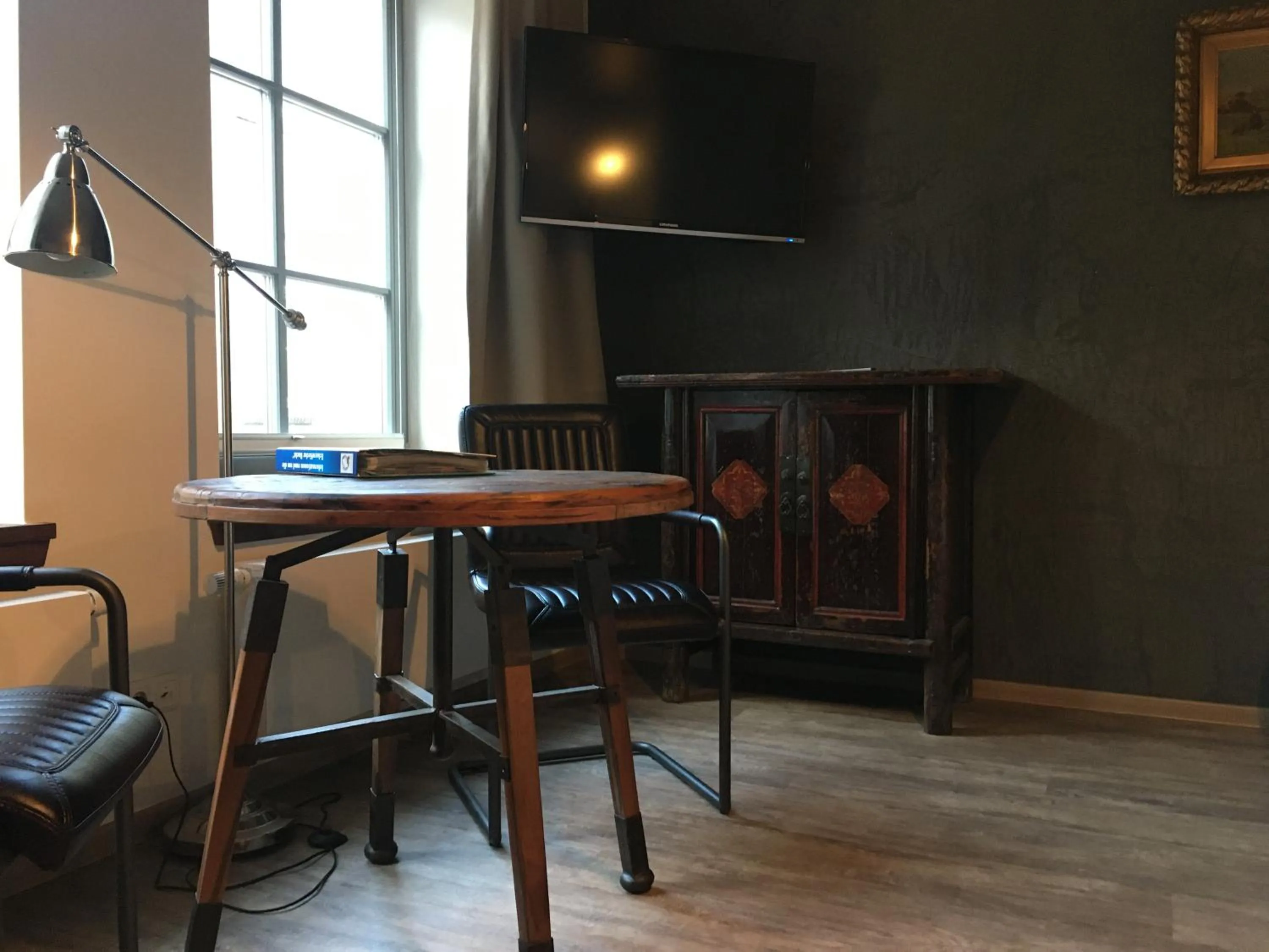 Seating area in Hugos Haus & Berthas Haus