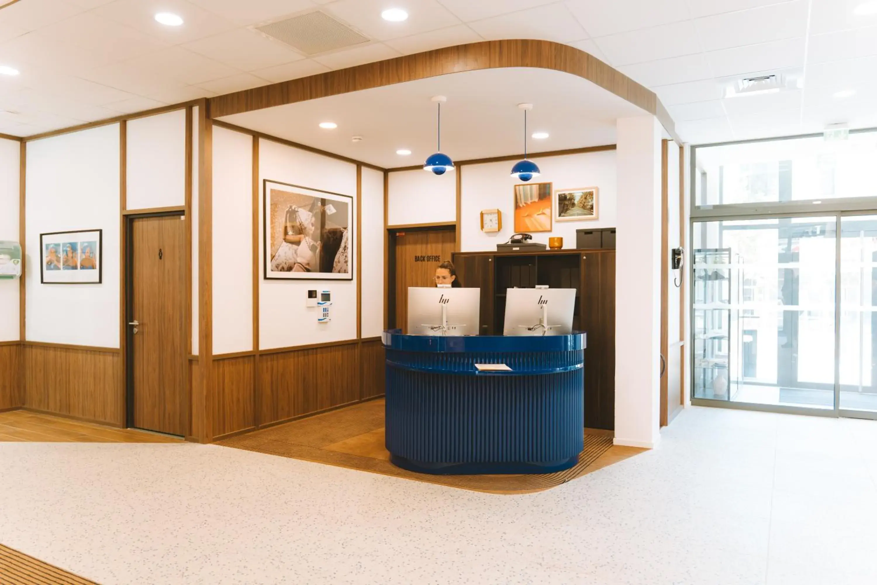 Lobby or reception in Bikube Montpellier Lobby or reception in Bikube Montpellier