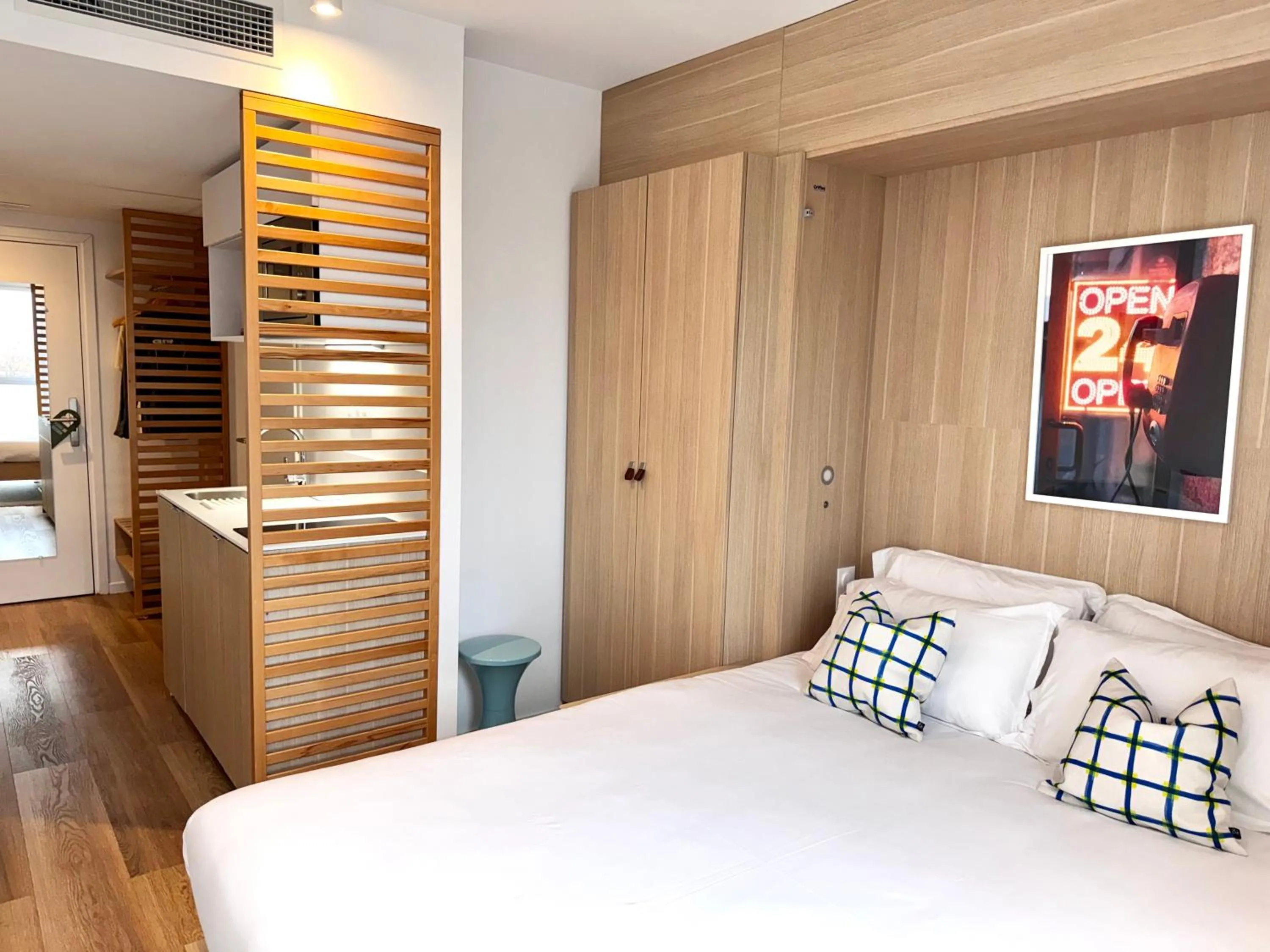 Bed in Bikube Montpellier