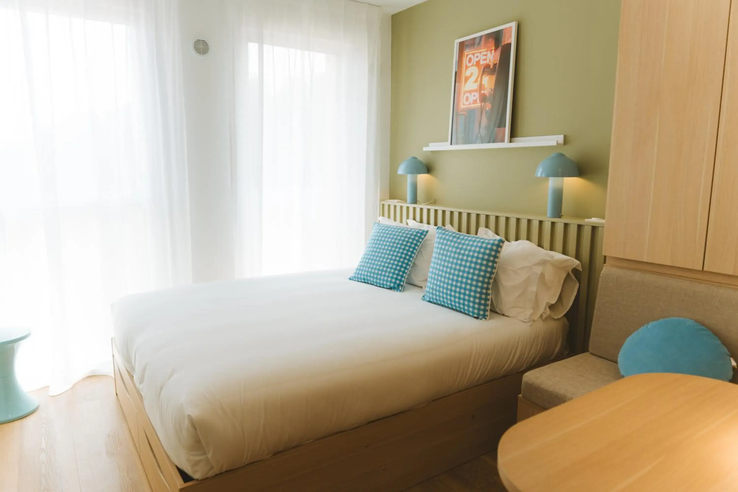 Bed in Bikube Montpellier Bed in Bikube Montpellier