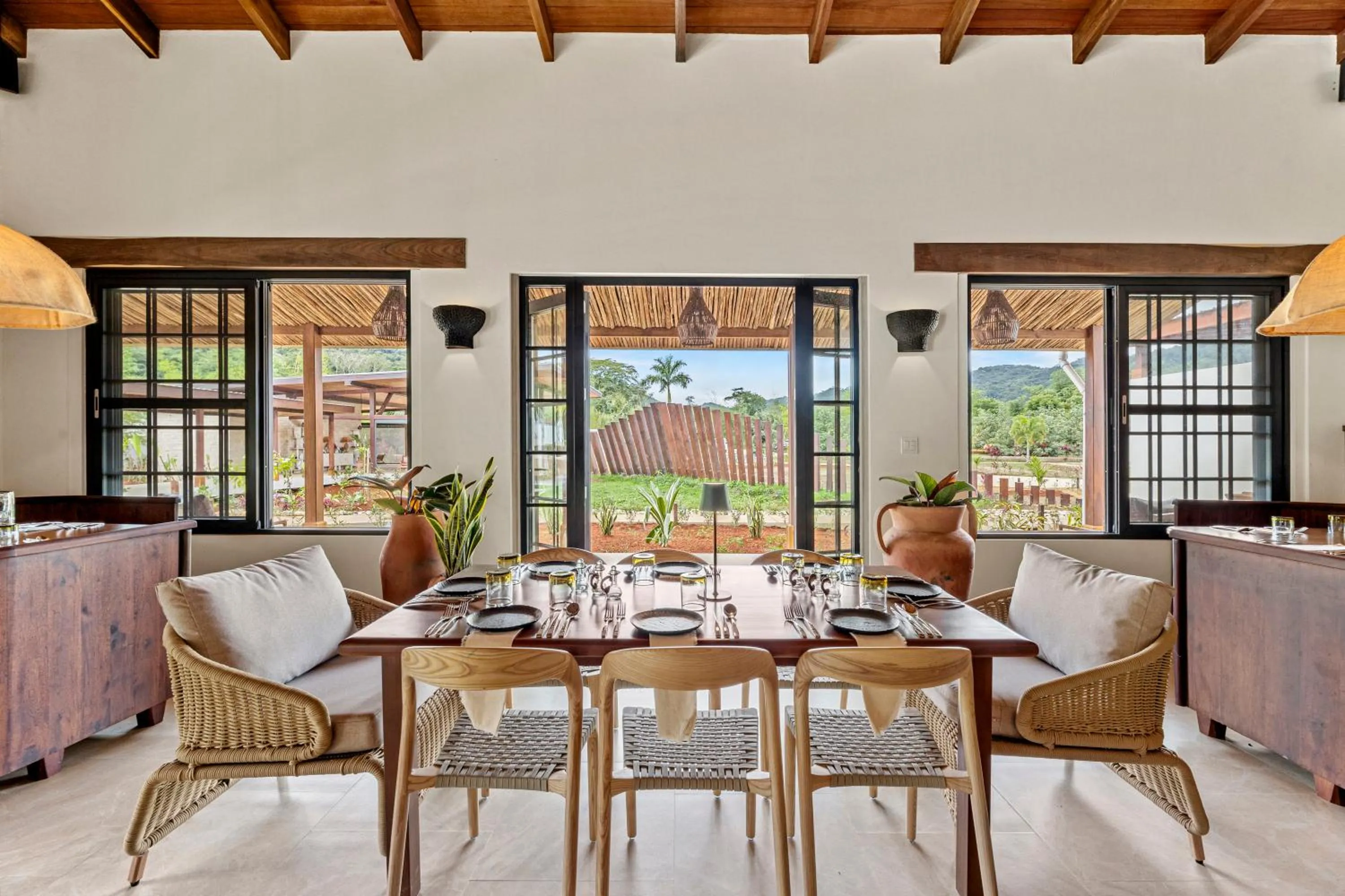Restaurant/places to eat in The Banks Resort