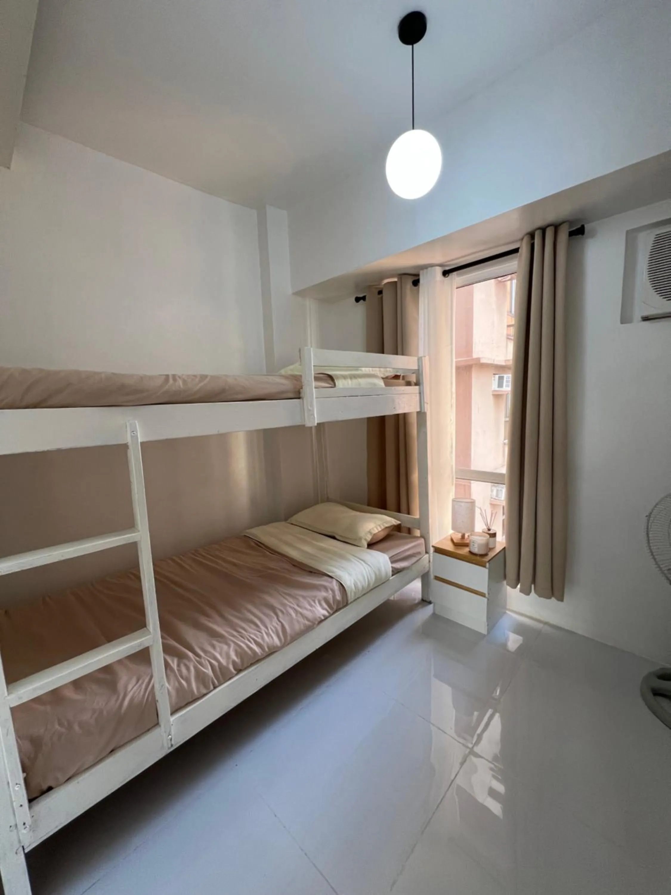 Bed in LUCKY 7 Suites