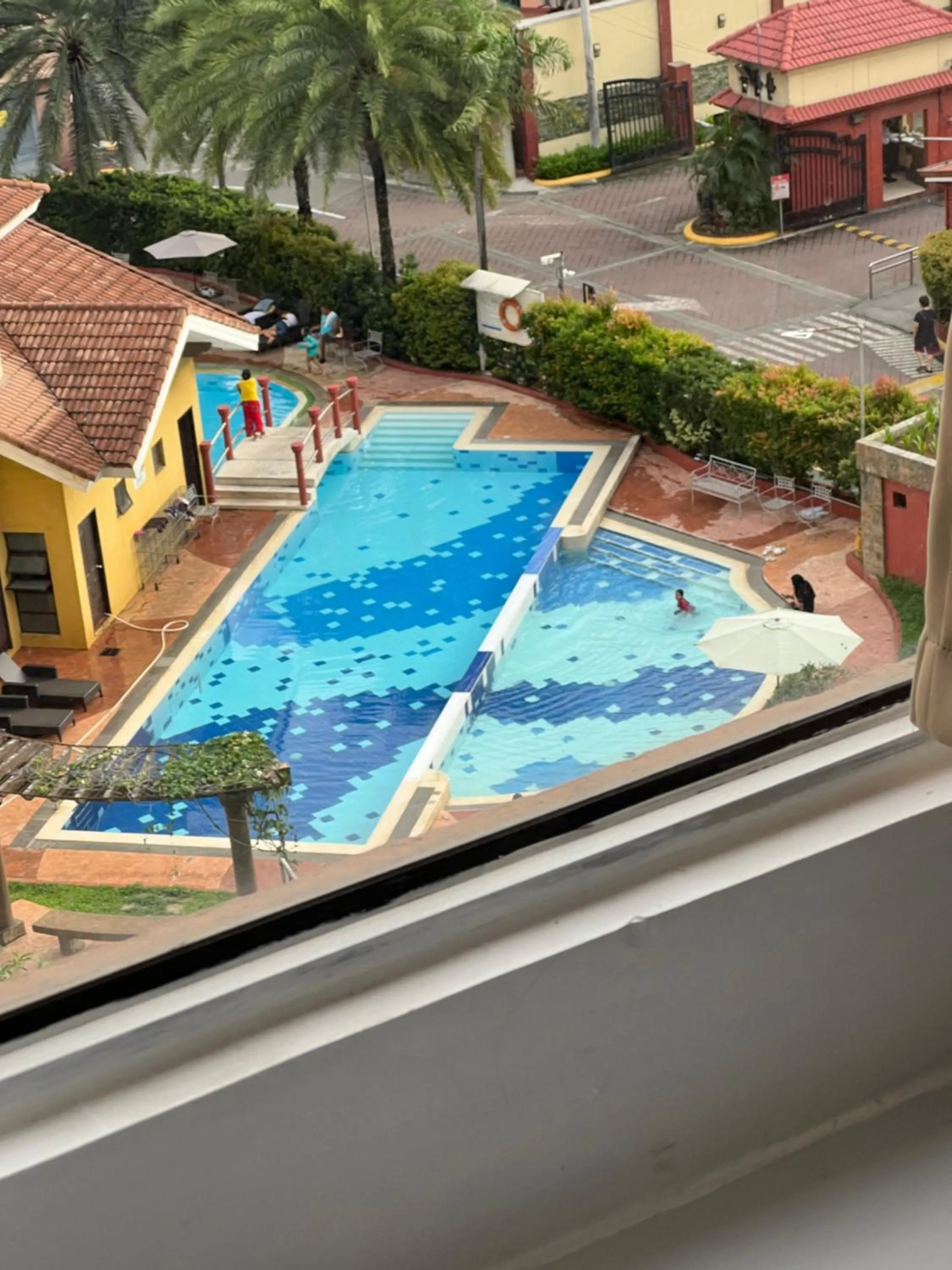 LUCKY 7 Suites