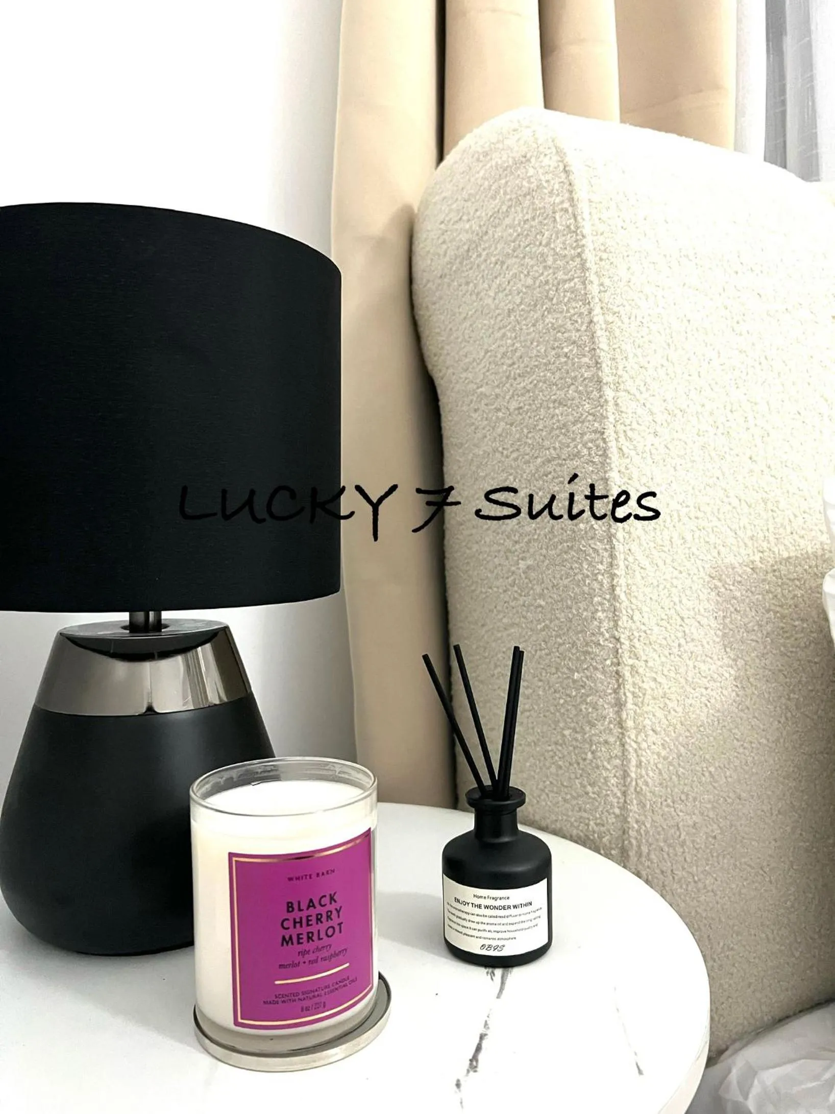 LUCKY 7 Suites