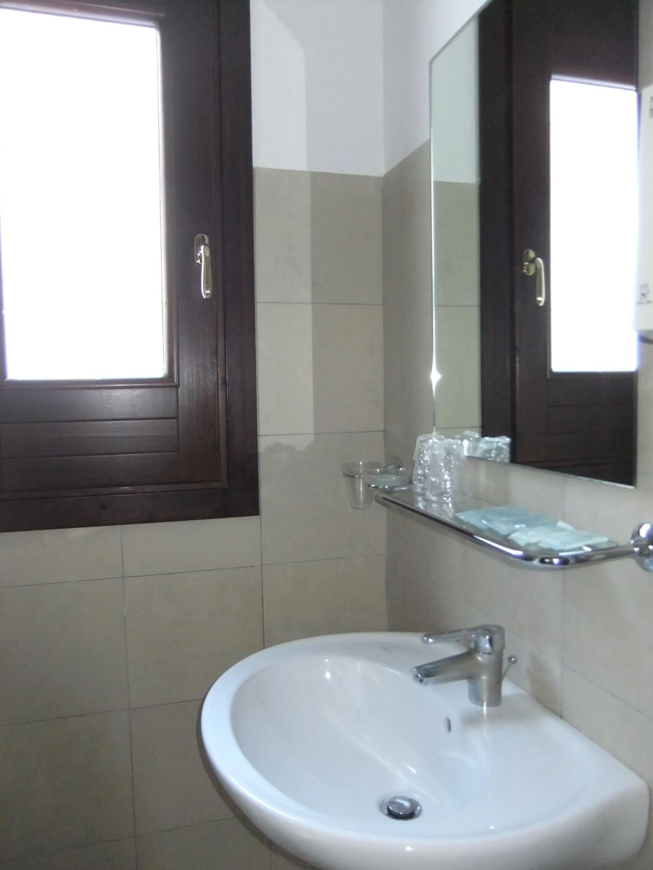 Bathroom in Hotel Villa Ionia