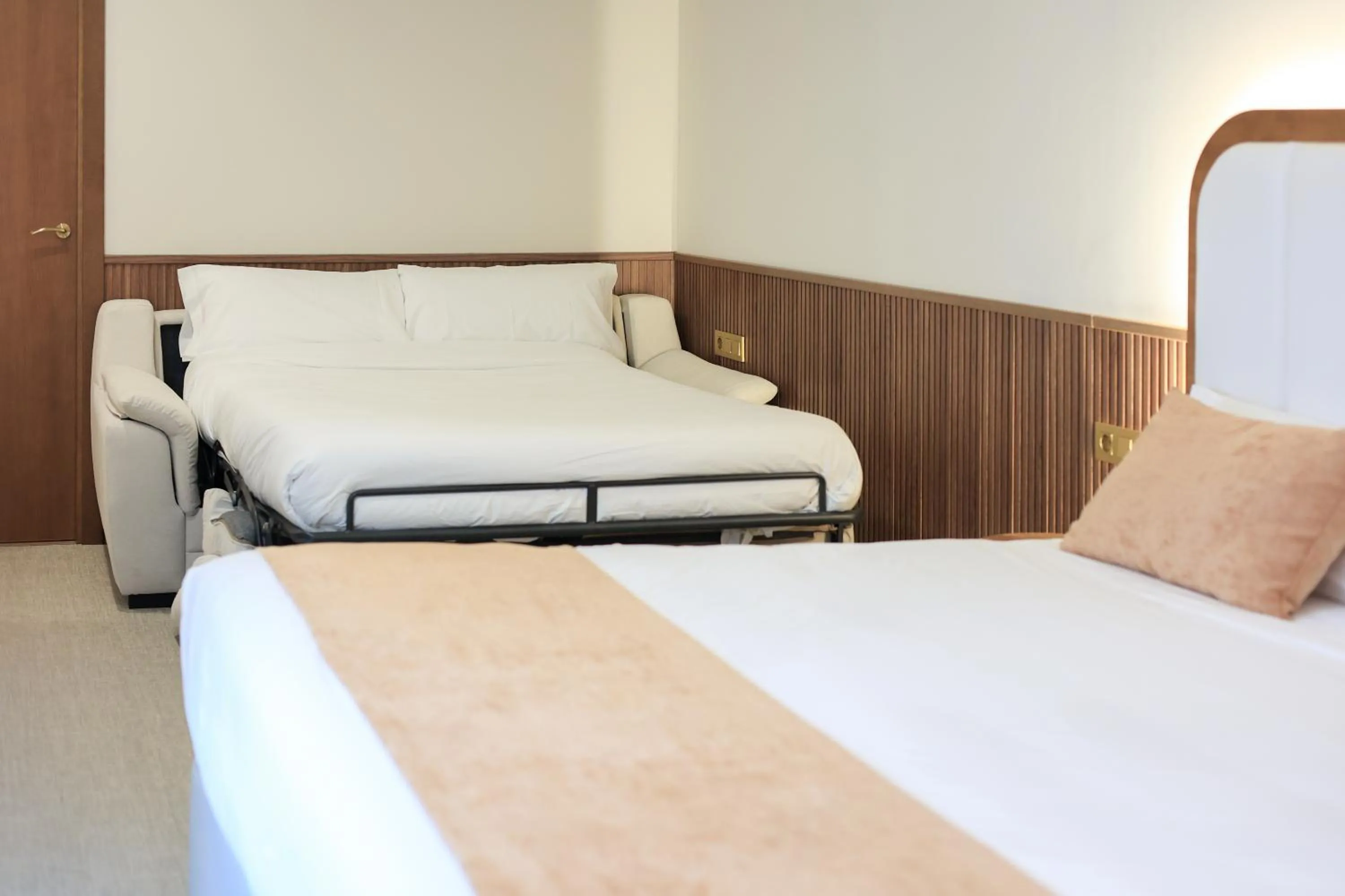 Triple Room in Hospedium Hotel A Mar