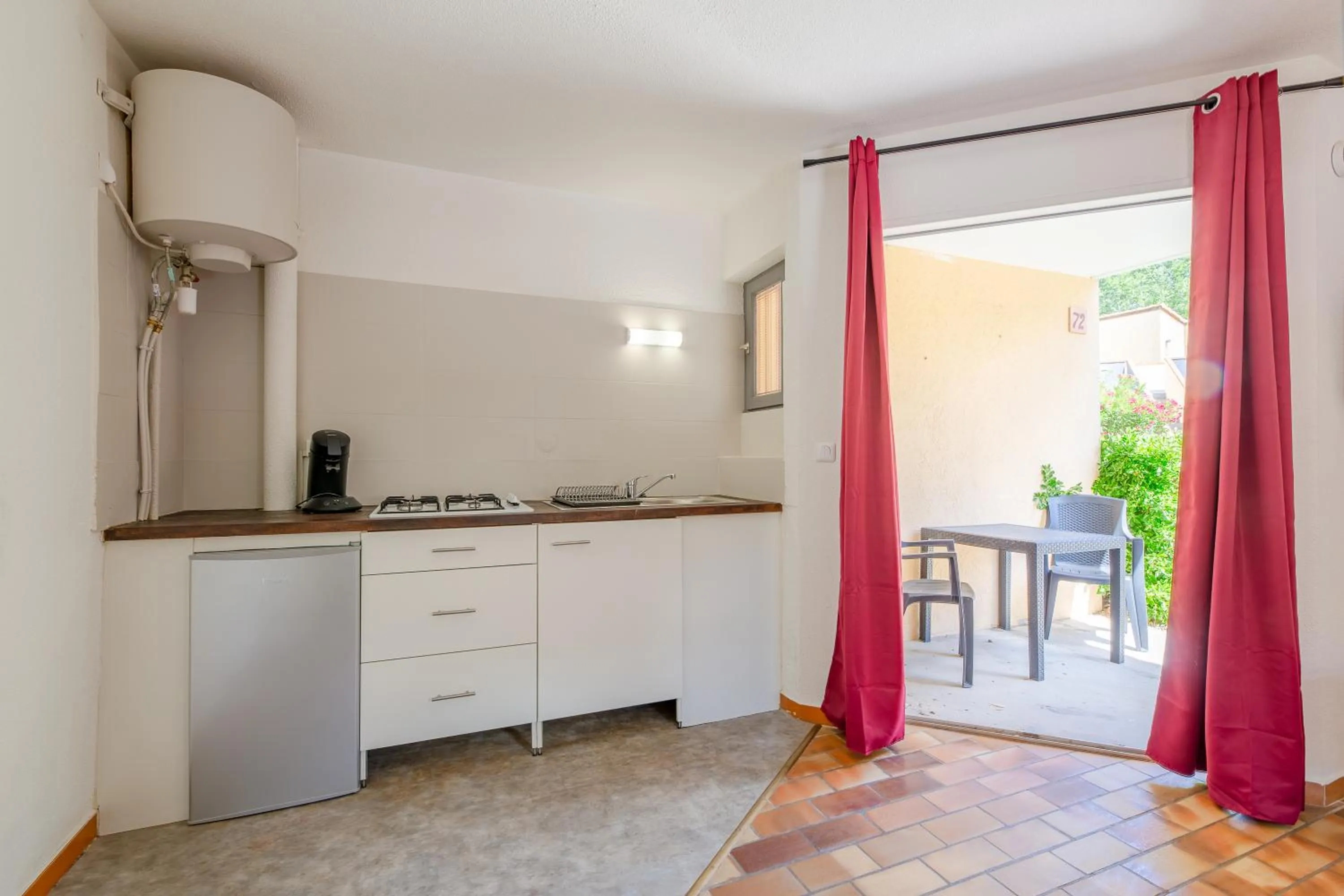 Kitchen or kitchenette in Marina Hôtel Club