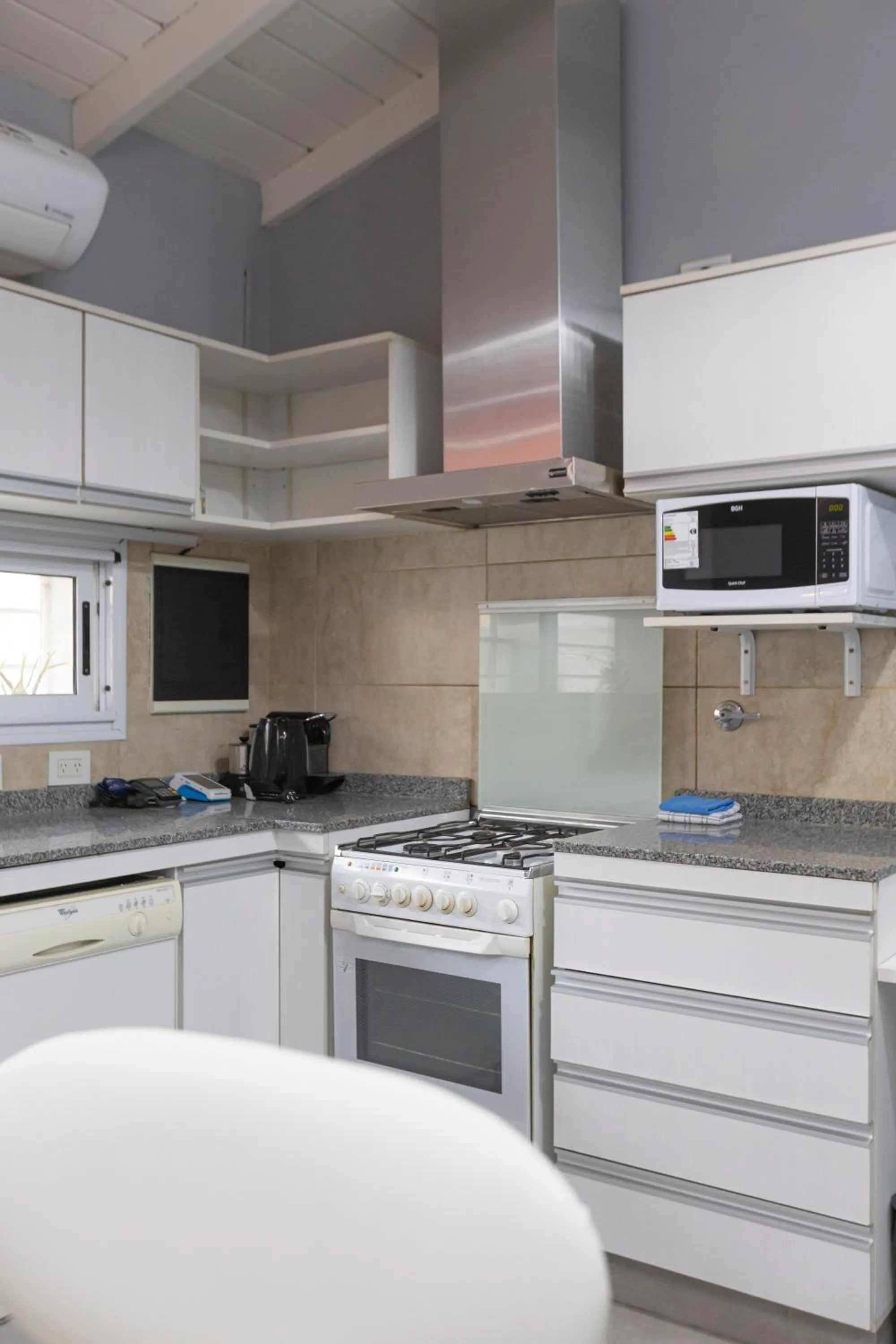 Coffee/tea facilities in Gugasuites