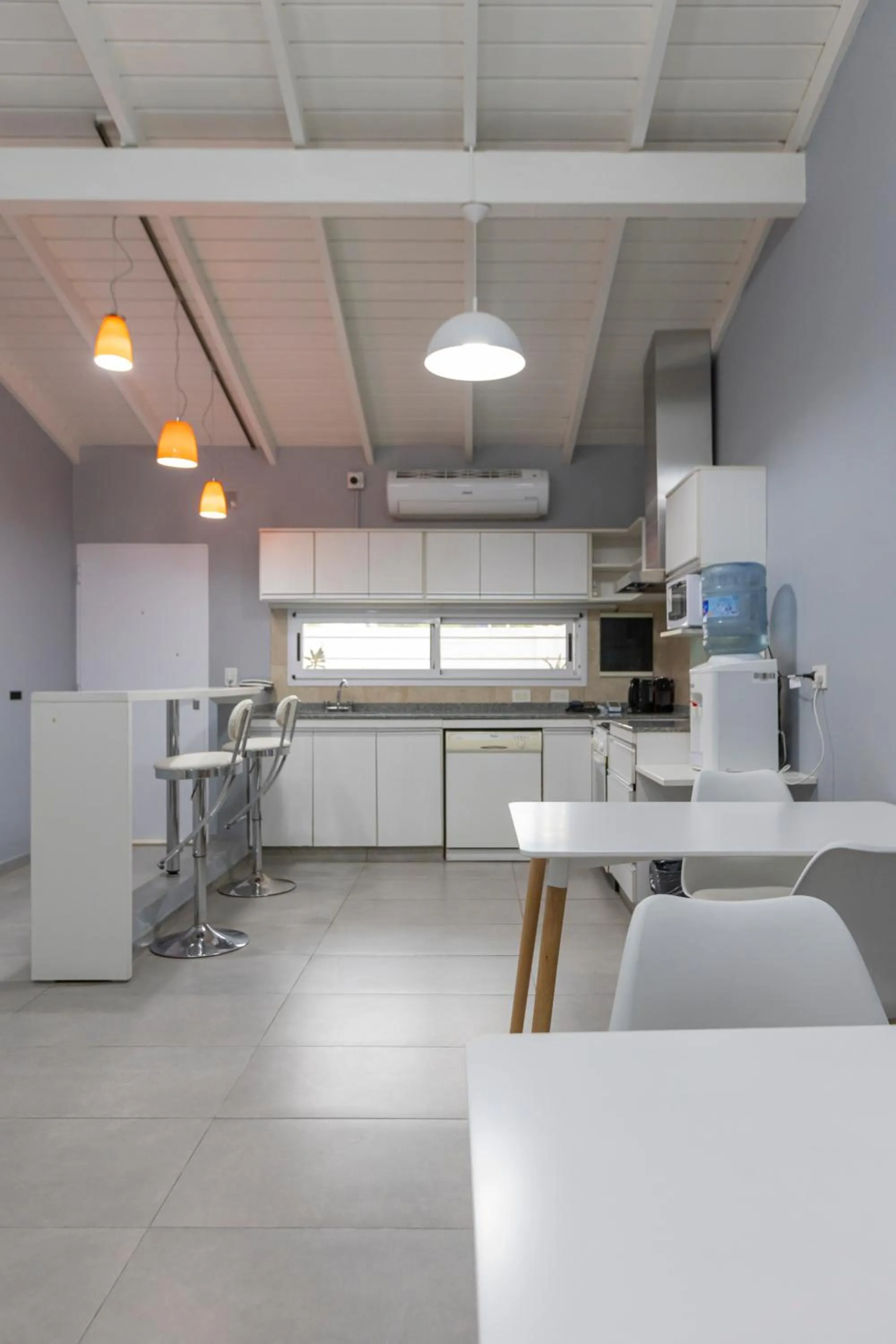 Kitchen or kitchenette in Gugasuites