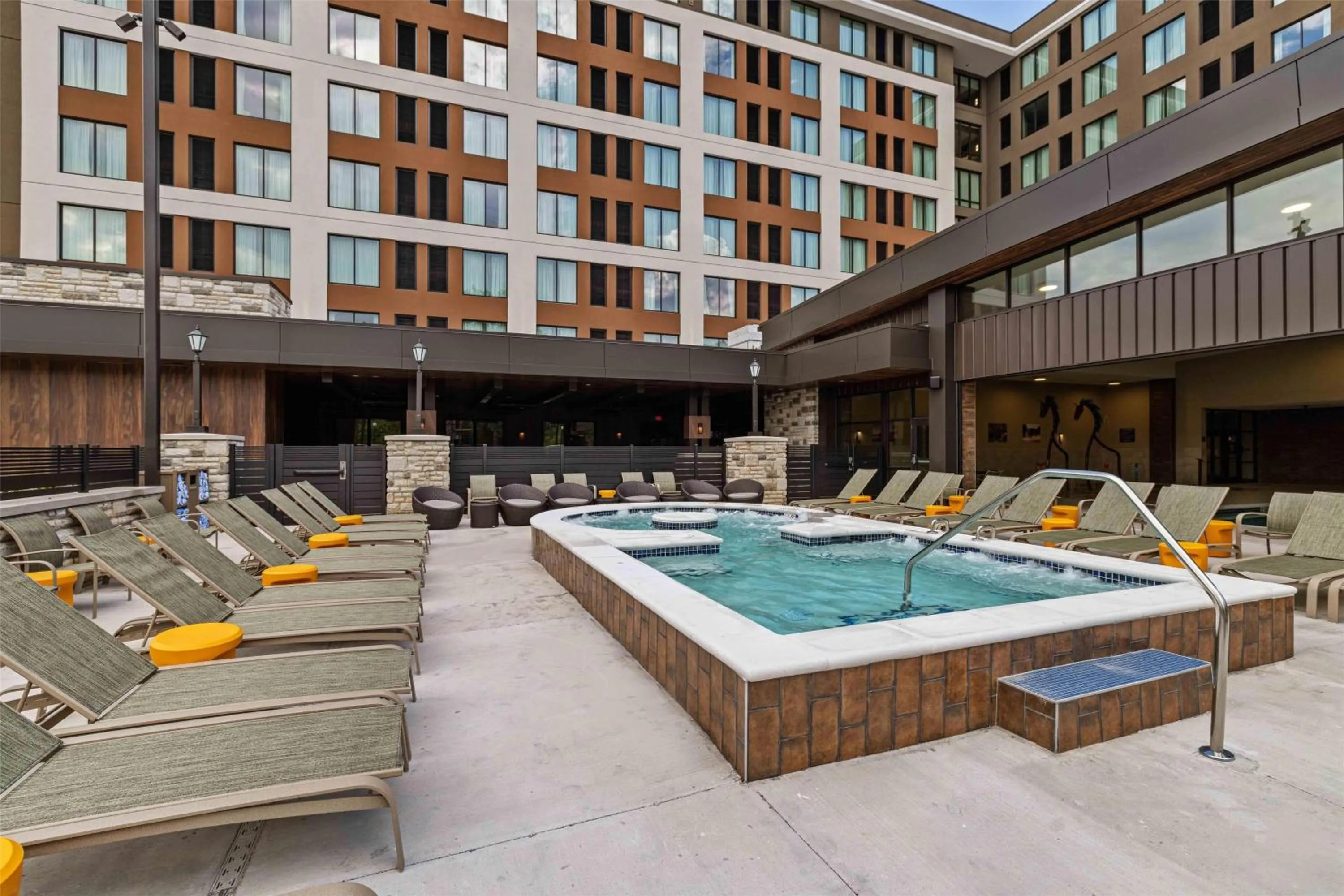 Pool view in Drury Plaza Hotel Pigeon Forge