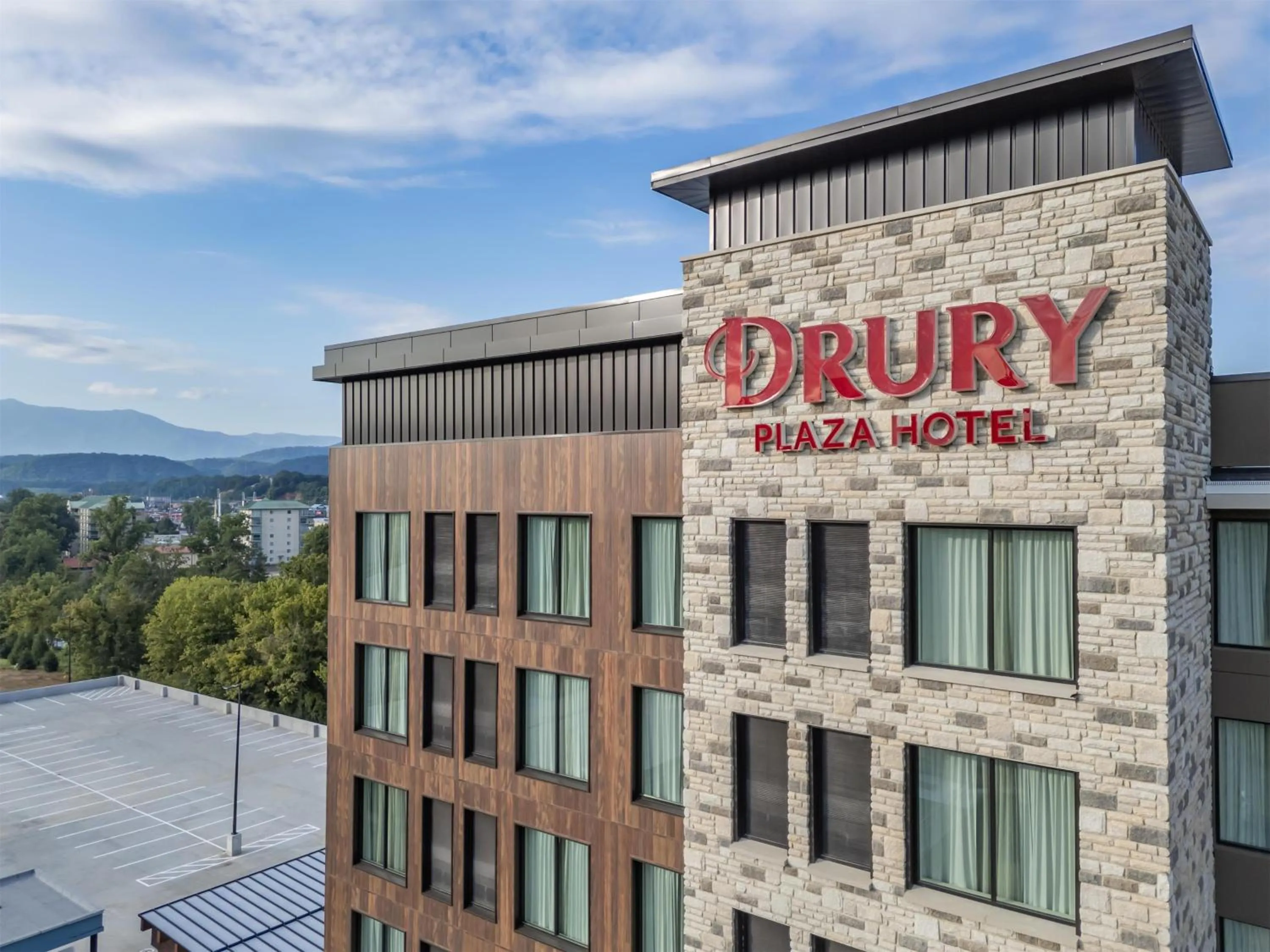 Property building in Drury Plaza Hotel Pigeon Forge