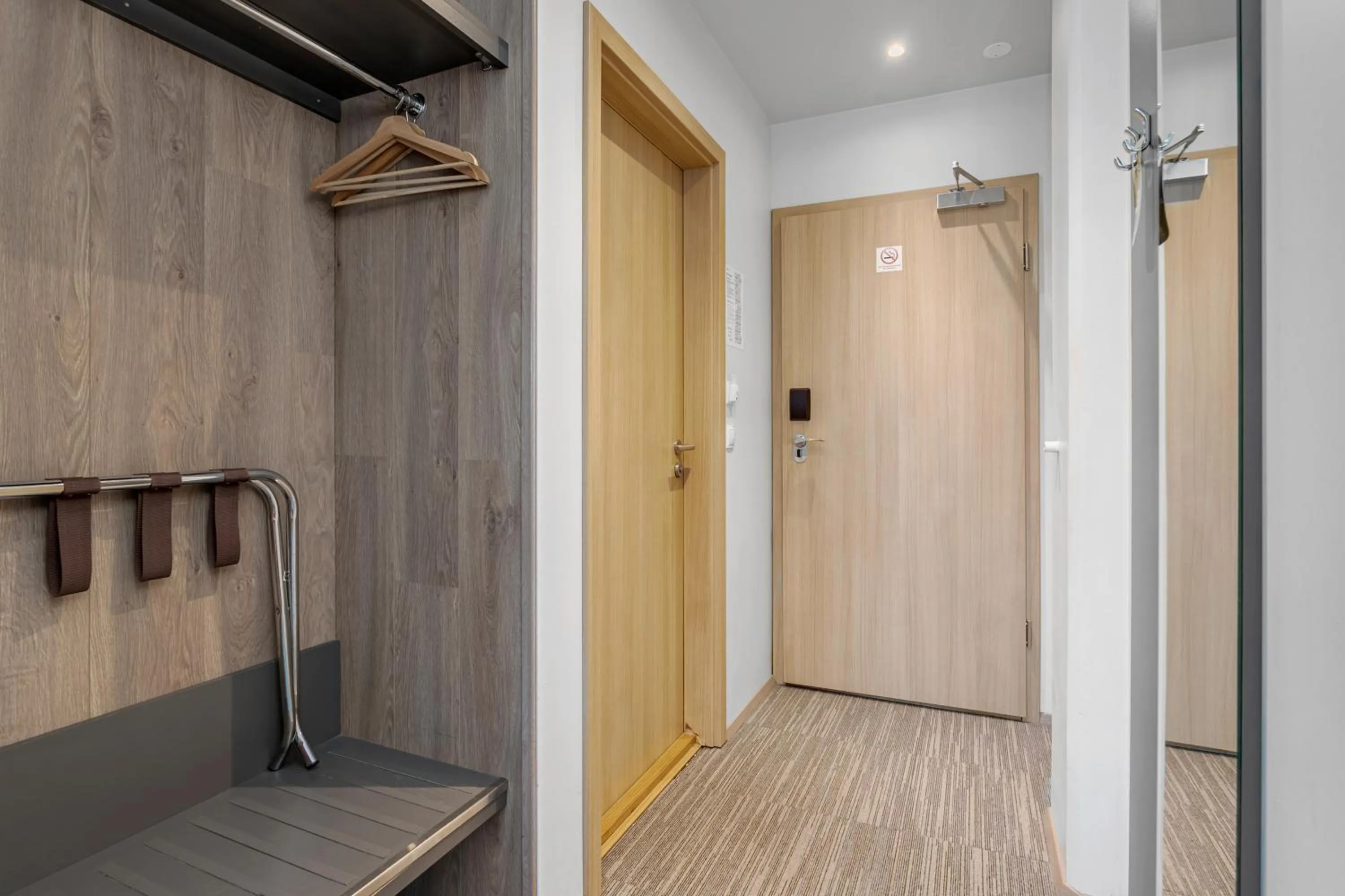 wardrobe in Hotel Vellir