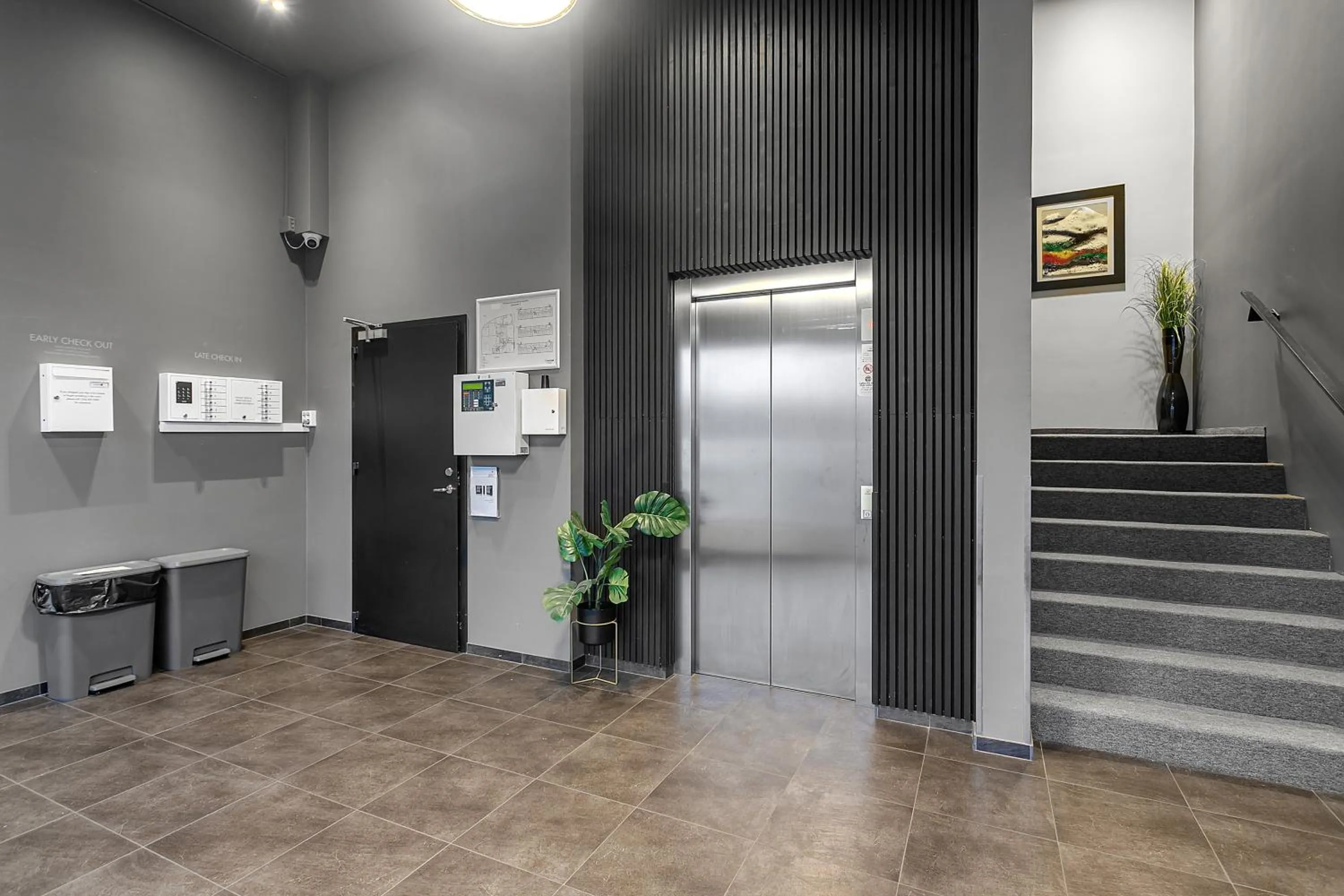 elevator in Hotel Vellir