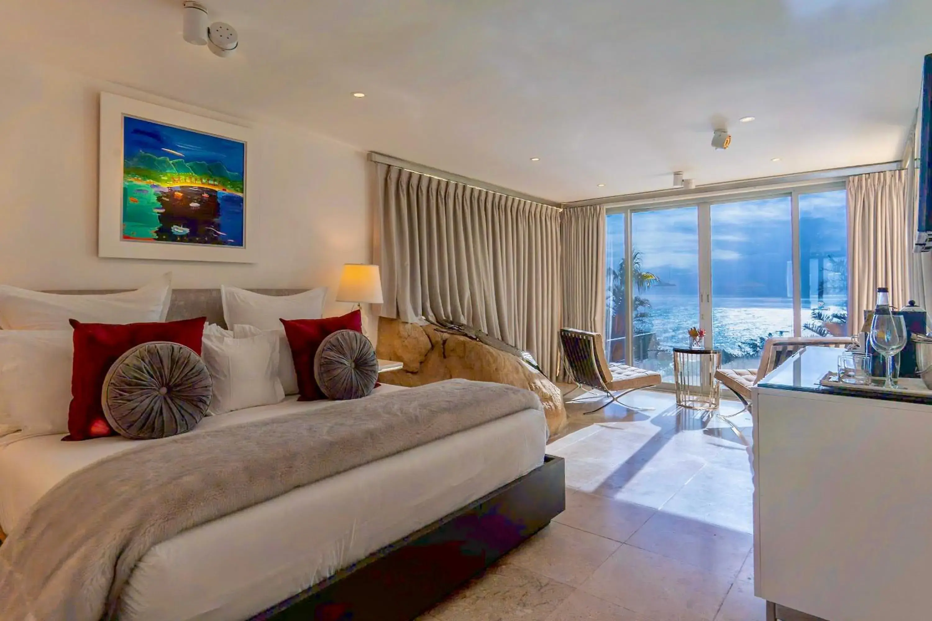 Photo of the whole room, Bed in Atlanticview Cape Town Boutique Hotel Photo of the whole room, Bed in Atlanticview Cape Town Boutique Hotel