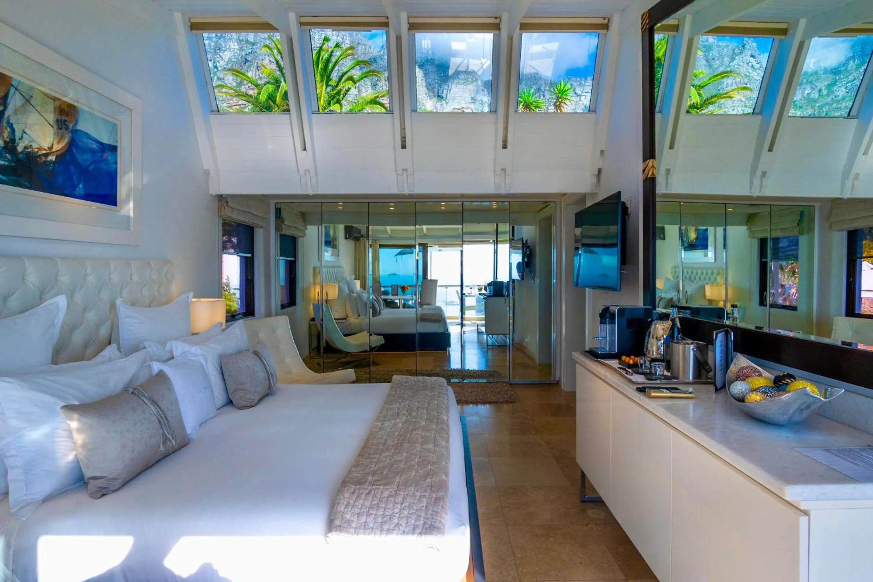 Bed in Atlanticview Cape Town Boutique Hotel