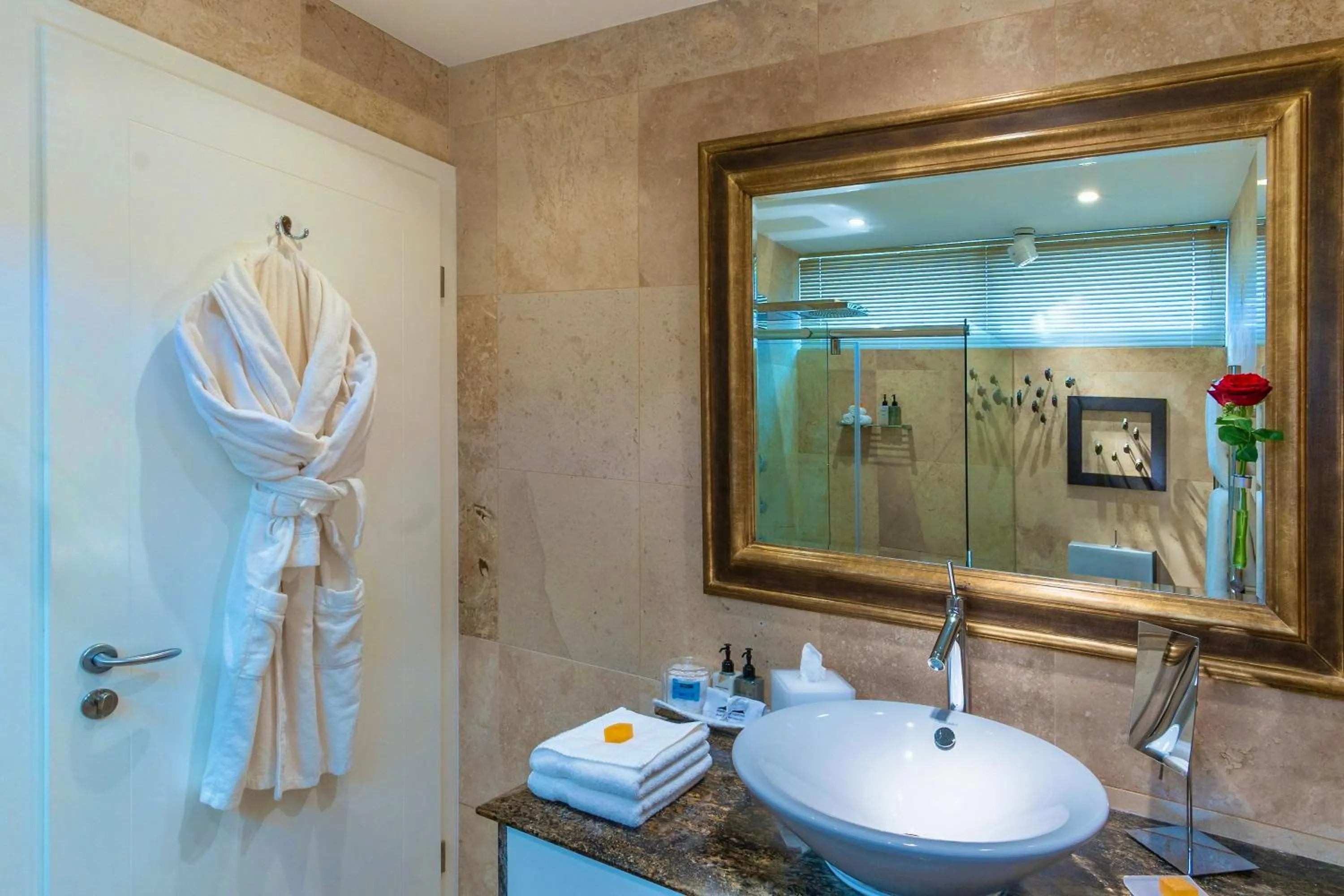 Shower in Atlanticview Cape Town Boutique Hotel