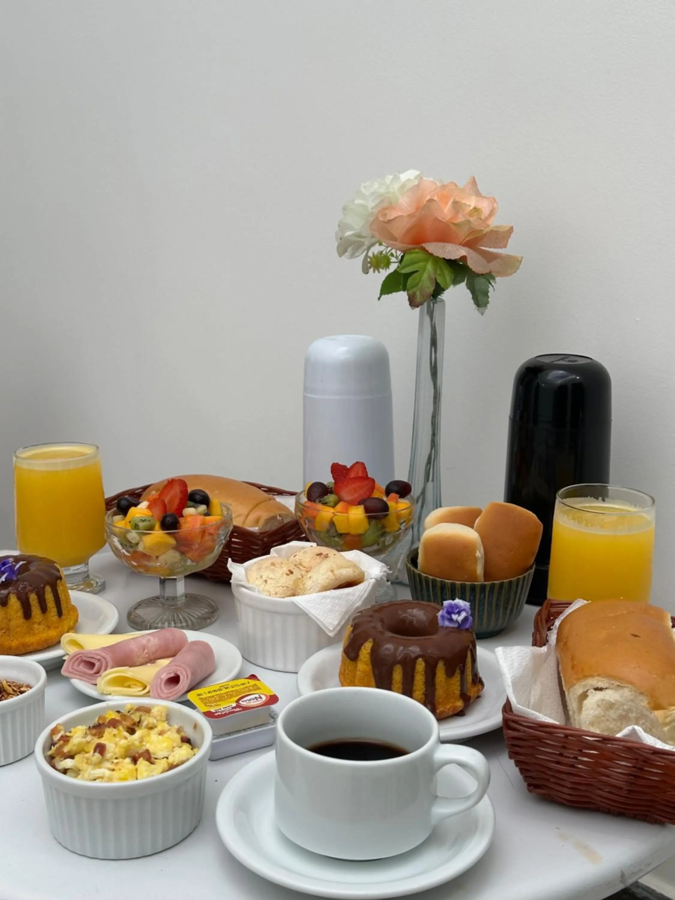 Status Elegance Hotel