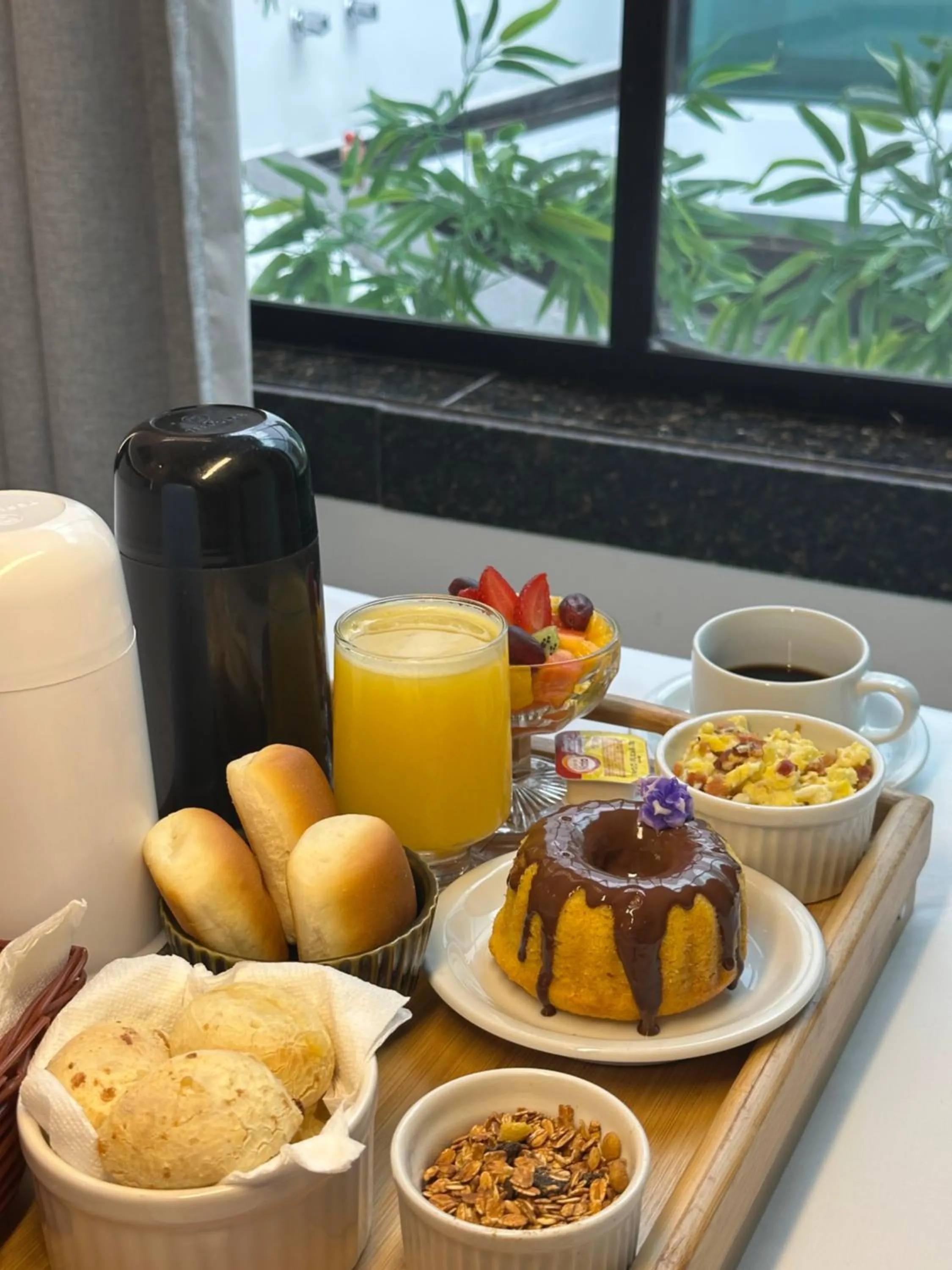 Status Elegance Hotel
