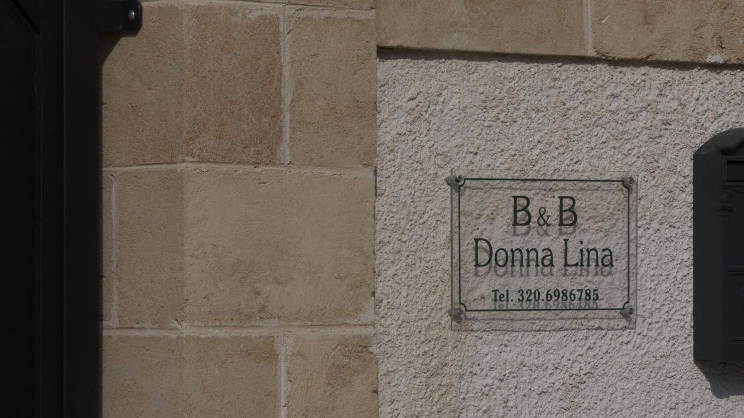 Facade/entrance in B&B DonnaLina