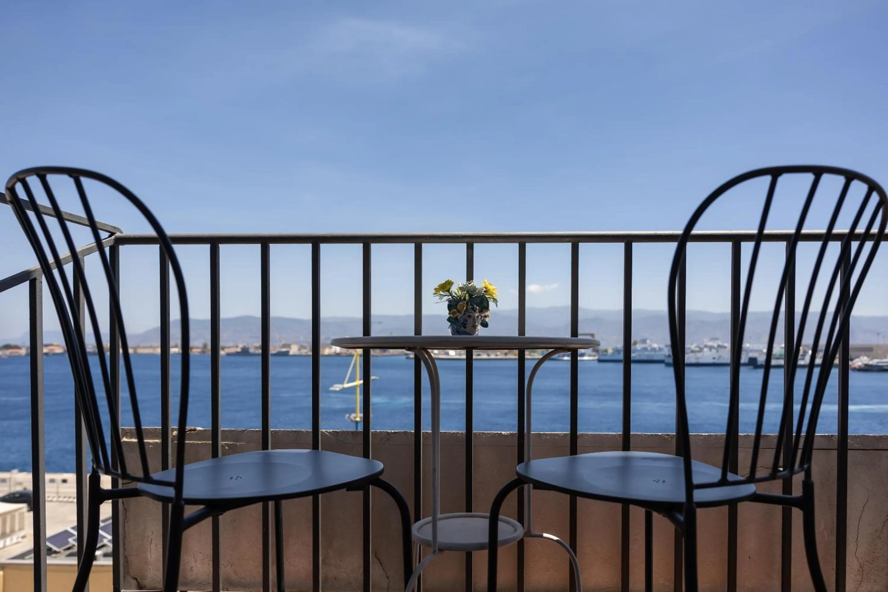 Balcony/Terrace in Garibaldi R&B