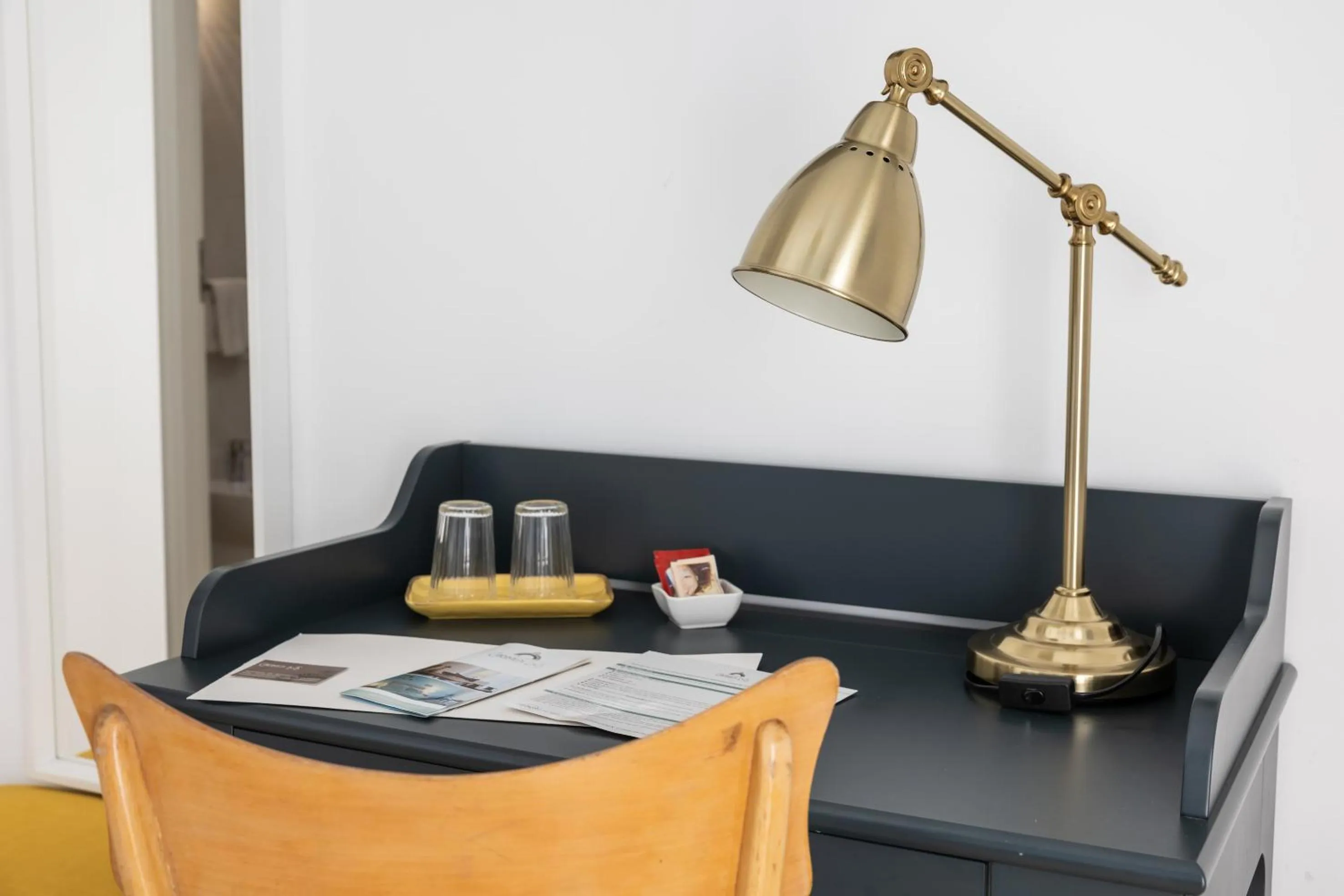 Decorative detail in Garibaldi R&B