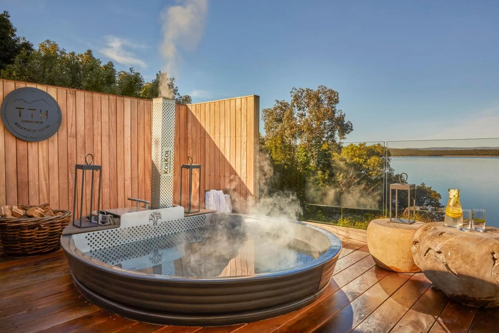 People in The Thatch House Boutique Hotel, Hermanus