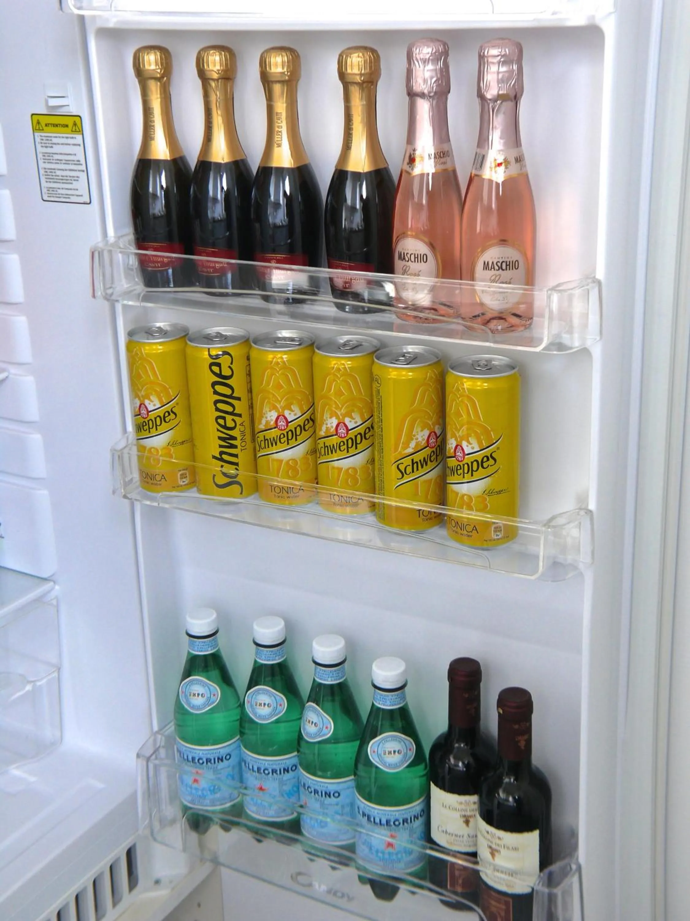 Alcoholic drinks in Aiello Suites Executive