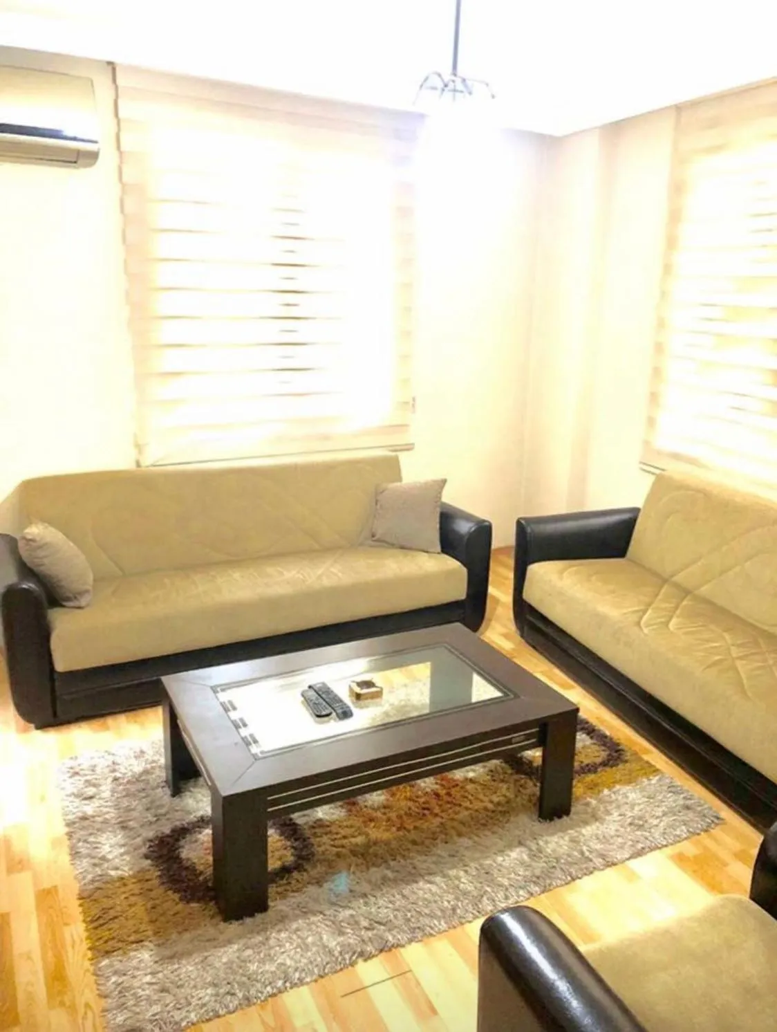 Seating area in Kuzey suite home