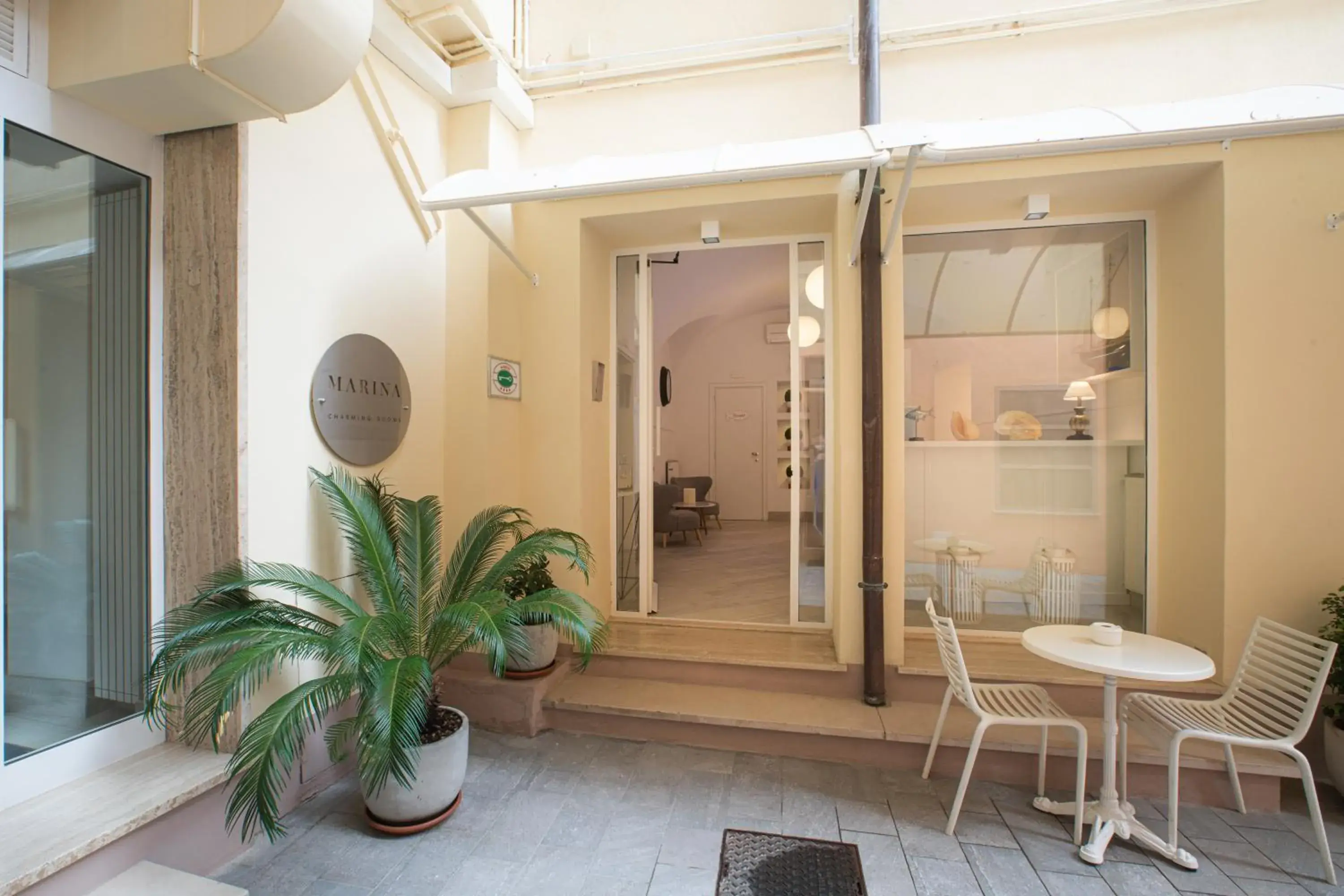 Property building in Hotel Marina Charming Rooms Property building in Hotel Marina Charming Rooms