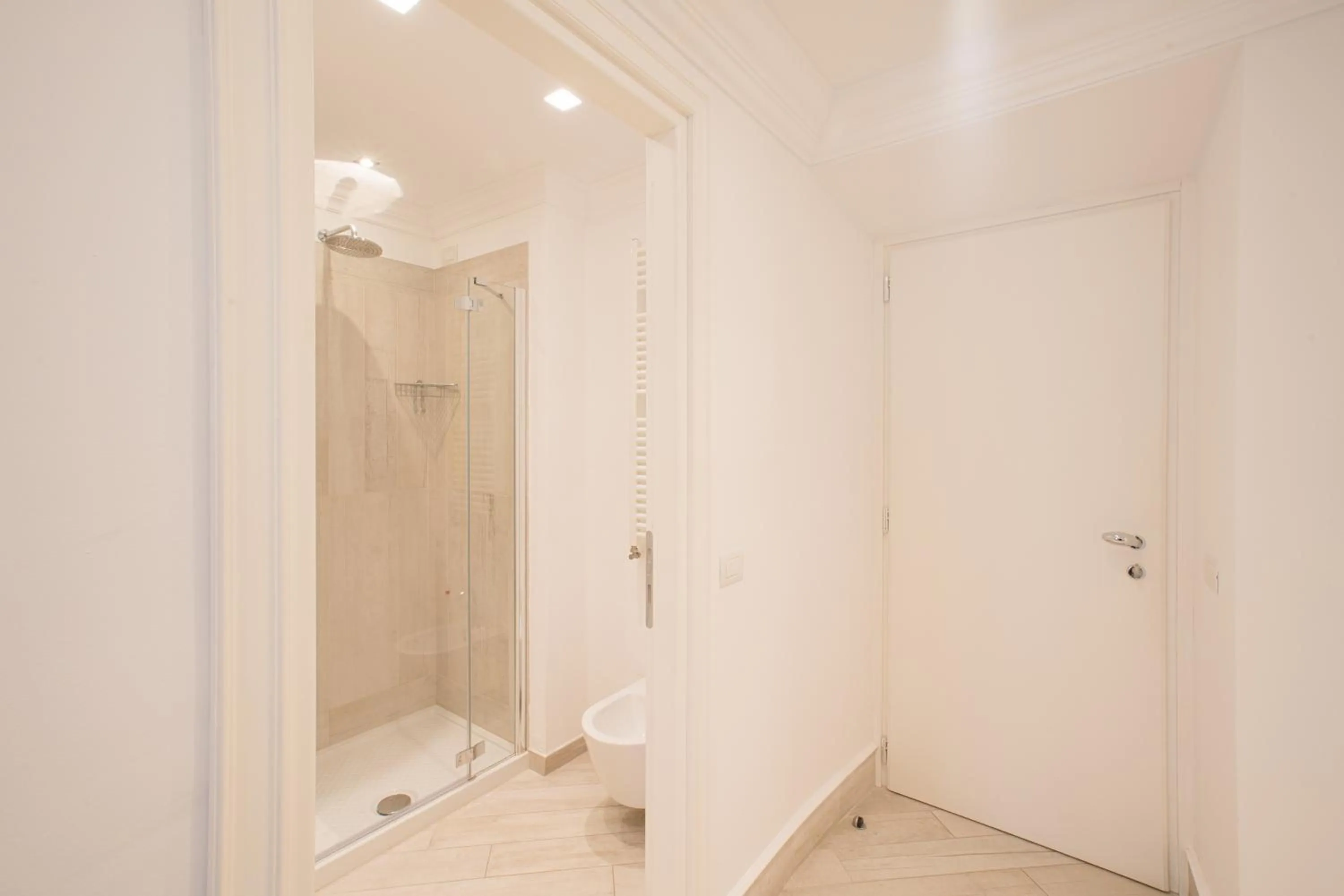 Shower in Hotel Marina Charming Rooms