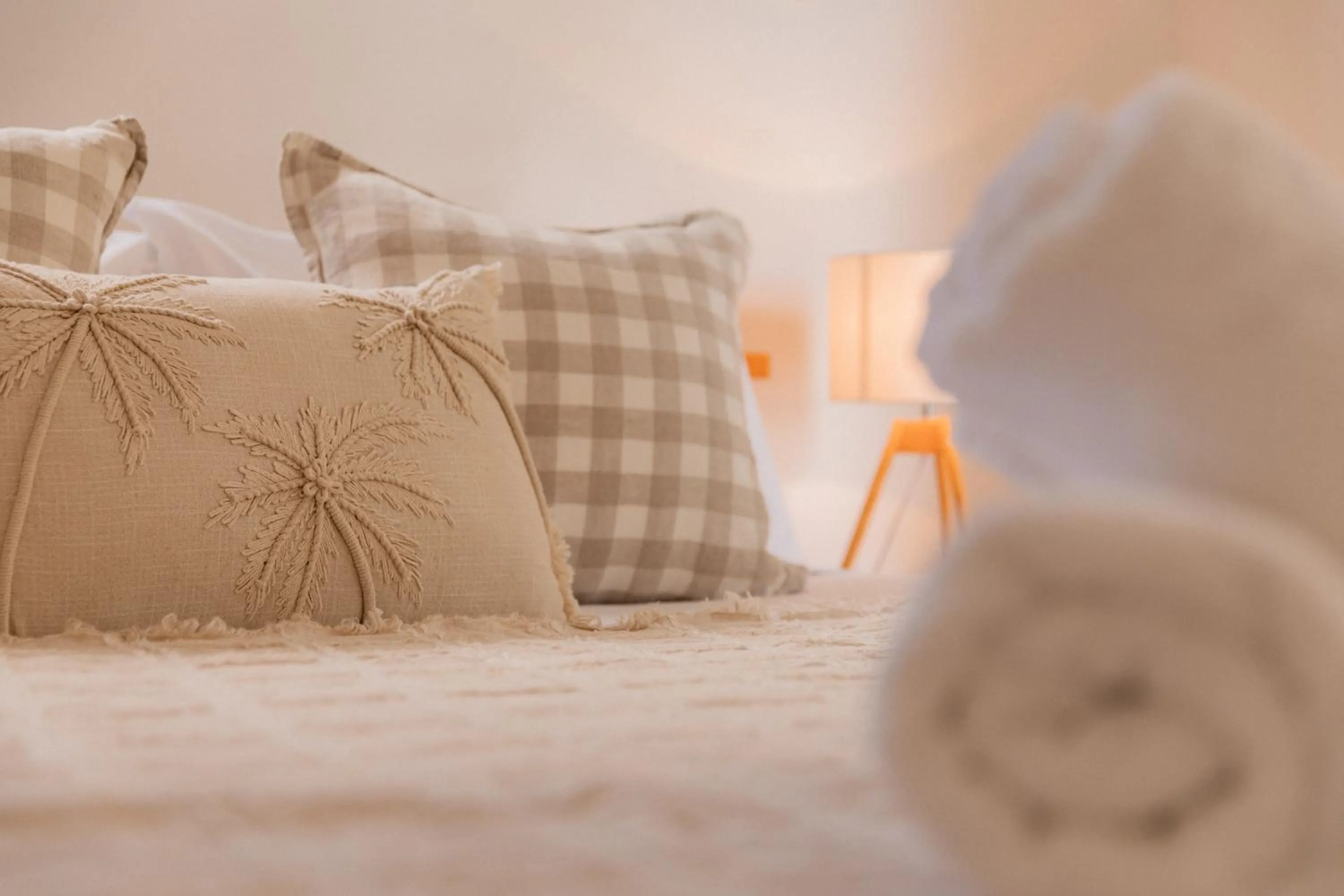 Bed in Suntrap Cove - you and the ocean