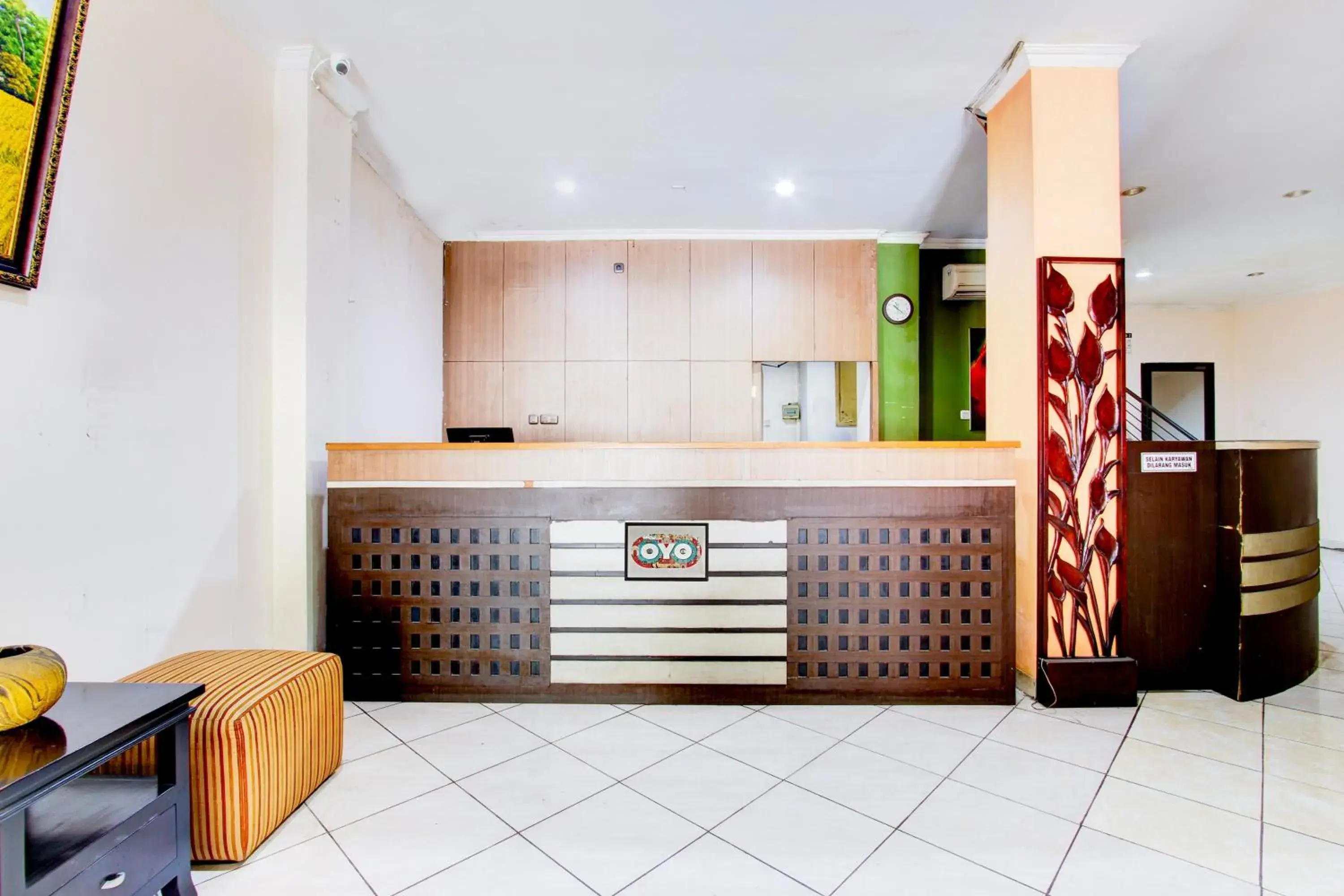 Lobby or reception in Collection O Simpang Lima Near Simpang Lima Semarang Formerly Hotel Eben Haezer Lobby or reception in Collection O Simpang Lima Near Simpang Lima Semarang Formerly Hotel Eben Haezer