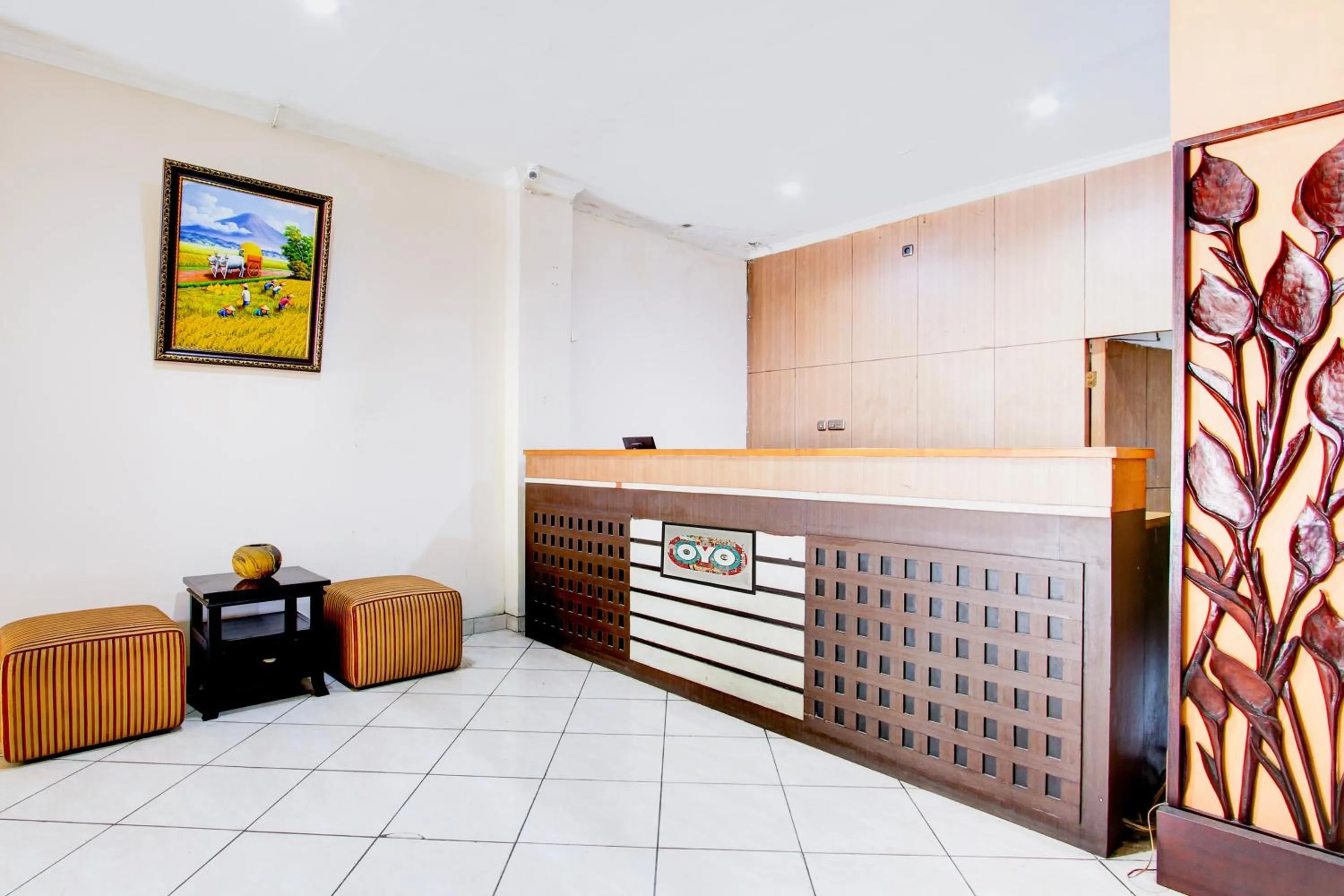 Lobby or reception in Collection O Simpang Lima Near Simpang Lima Semarang Formerly Hotel Eben Haezer