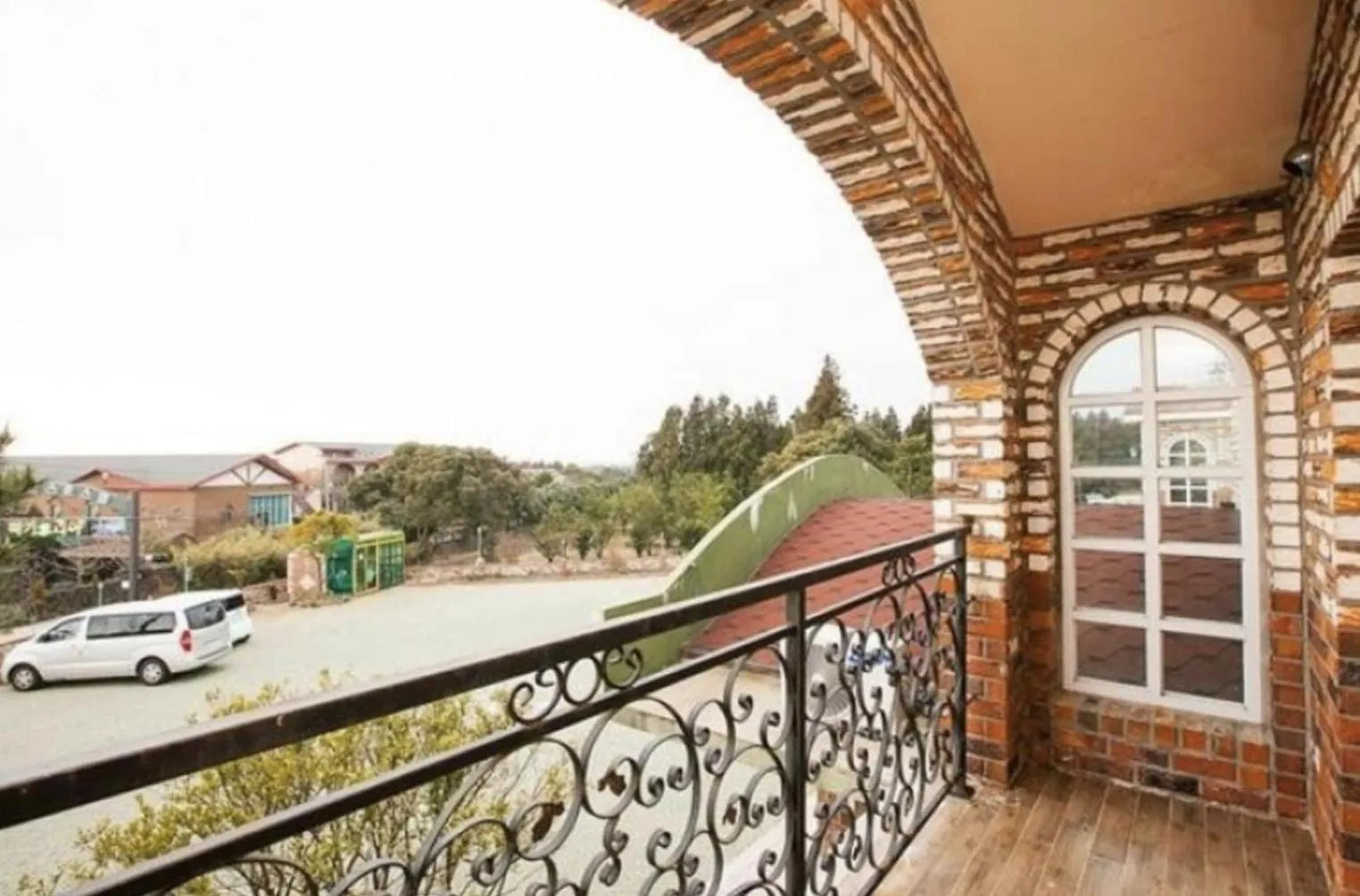 Jeju TS Youth Hostel & Resort