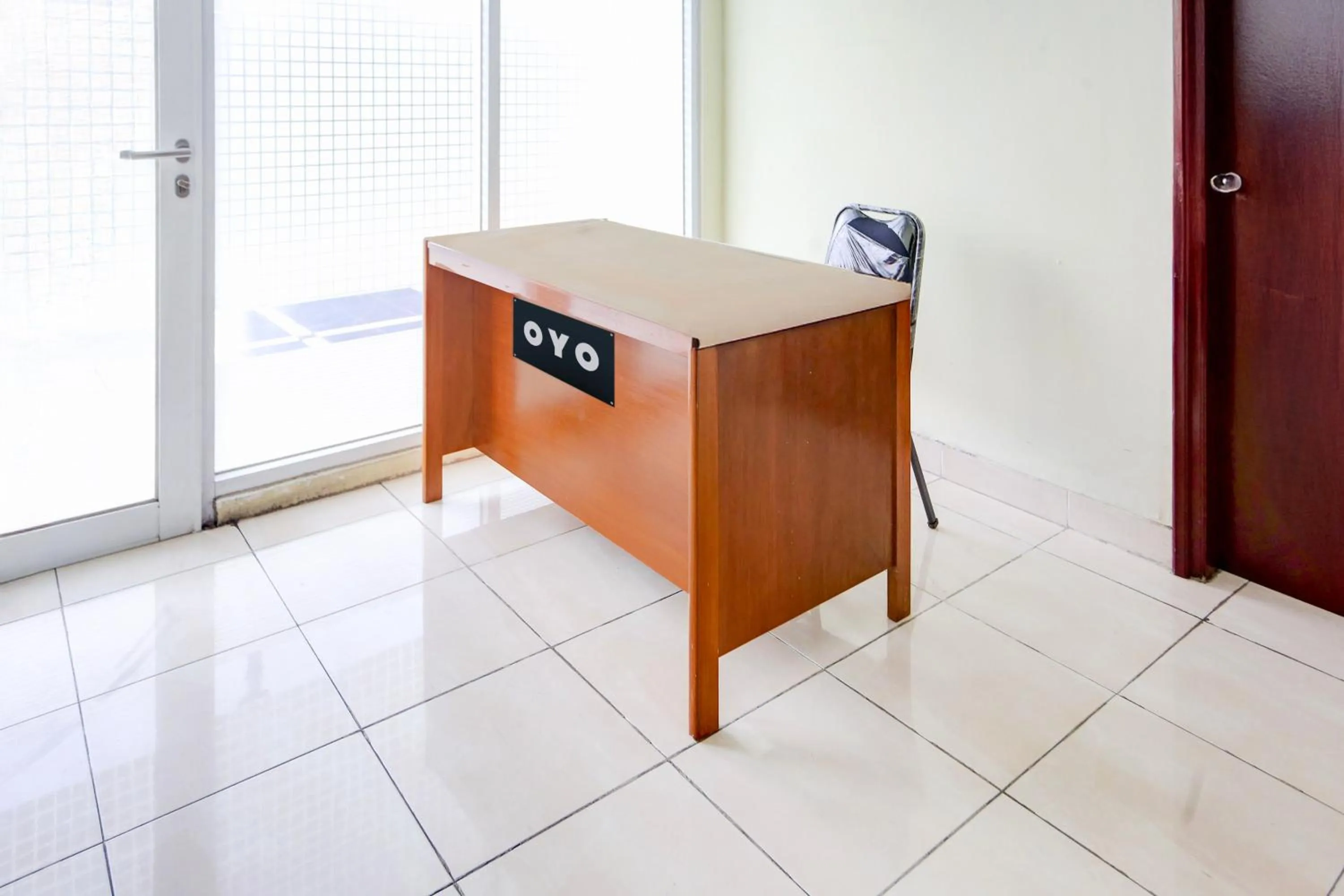 Lobby or reception in Hotel O Tangerang Near Supermall Karawaci Formerly Bromo 18