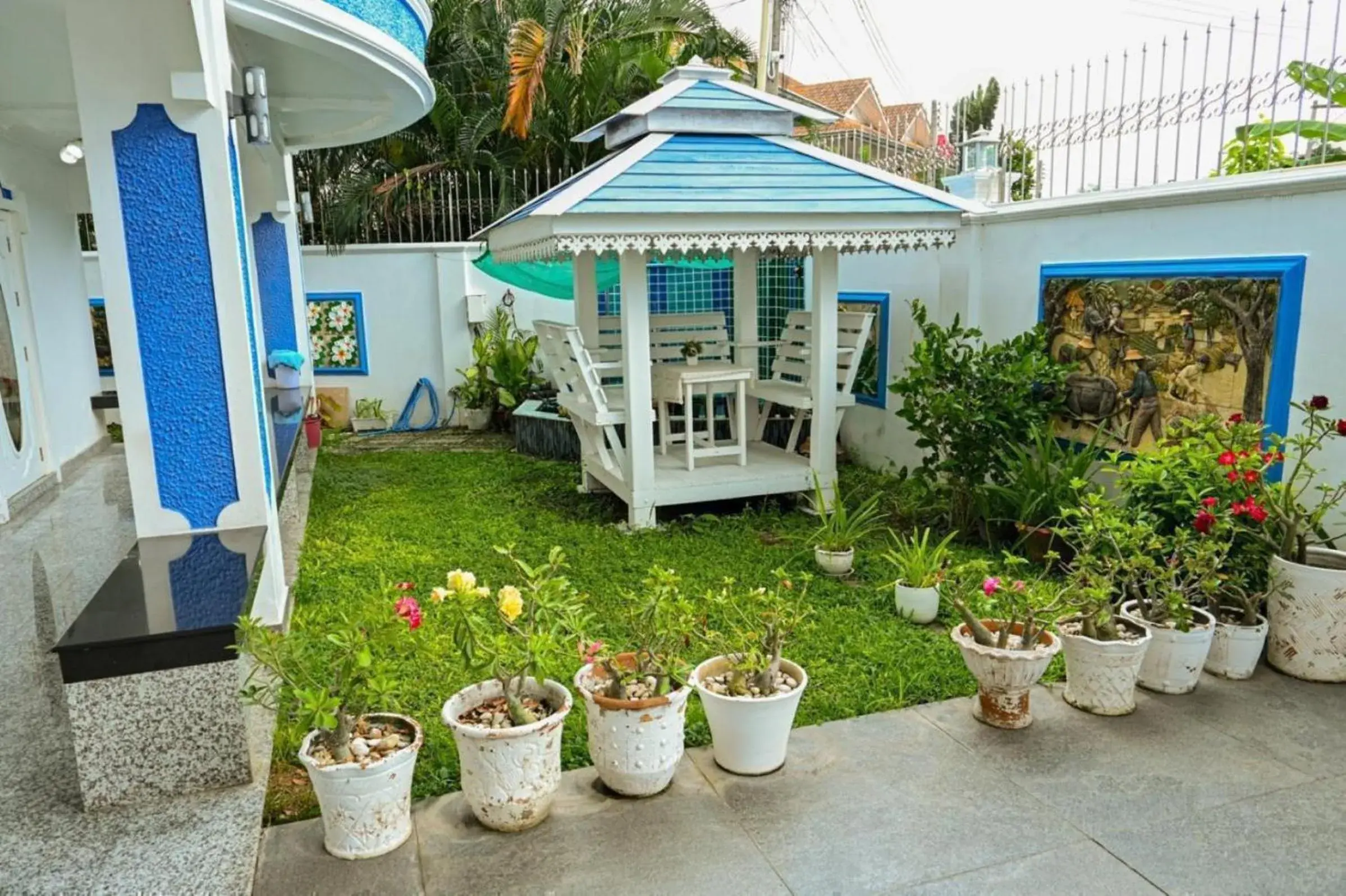 Property building in Ishara Villa Property building in Ishara Villa