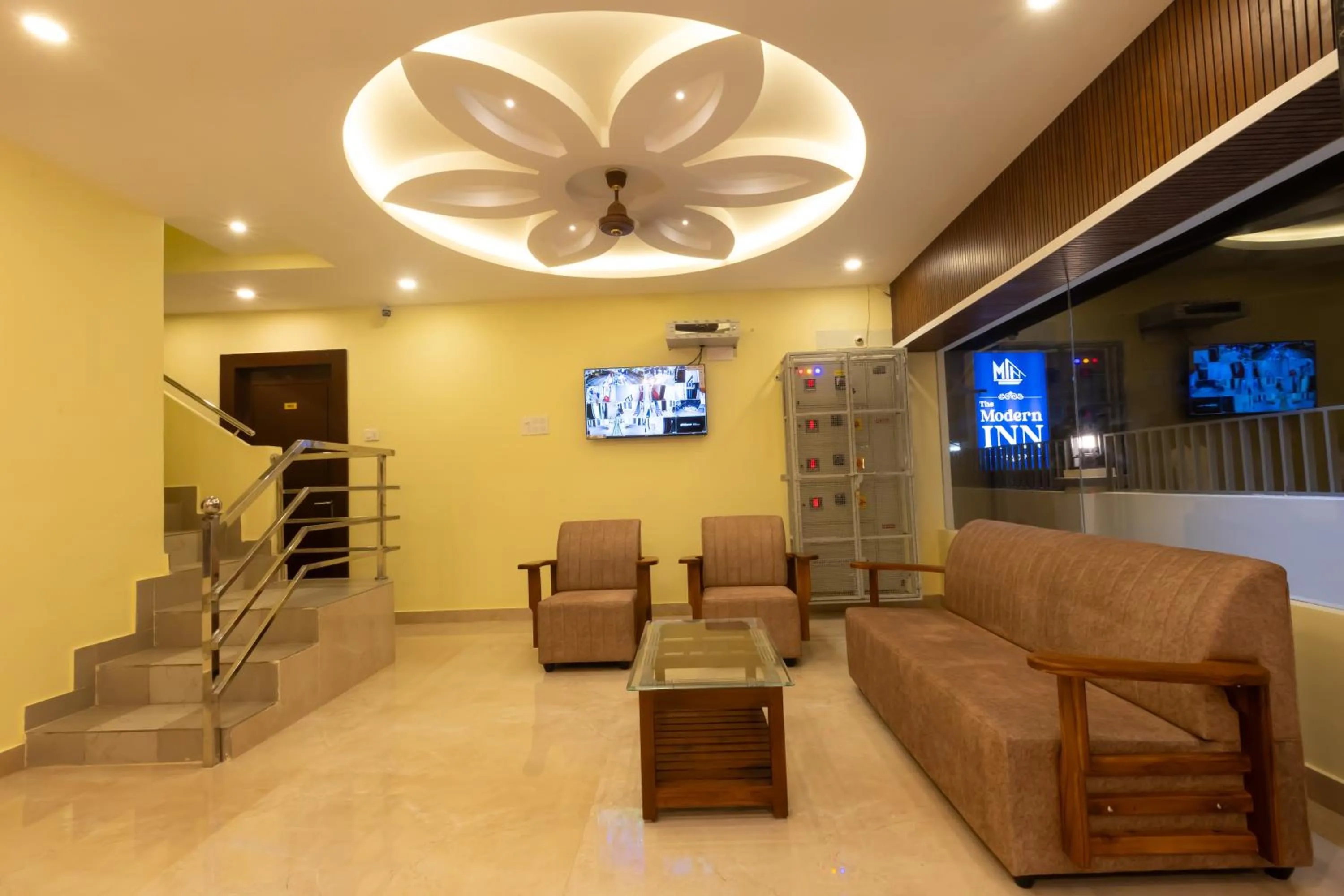 Lobby or reception in The Modern Inn