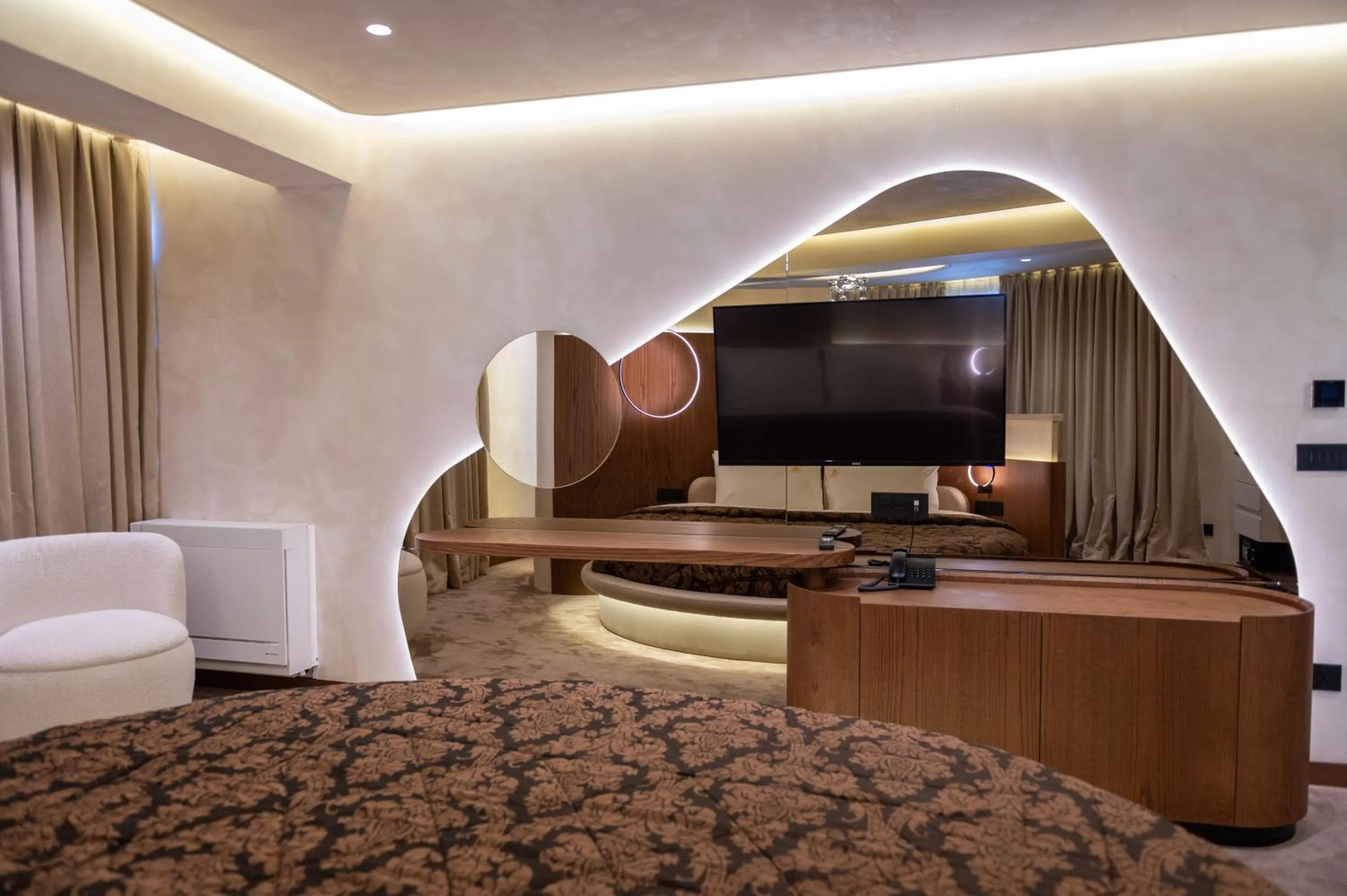 TV and multimedia in Mattis Hotel