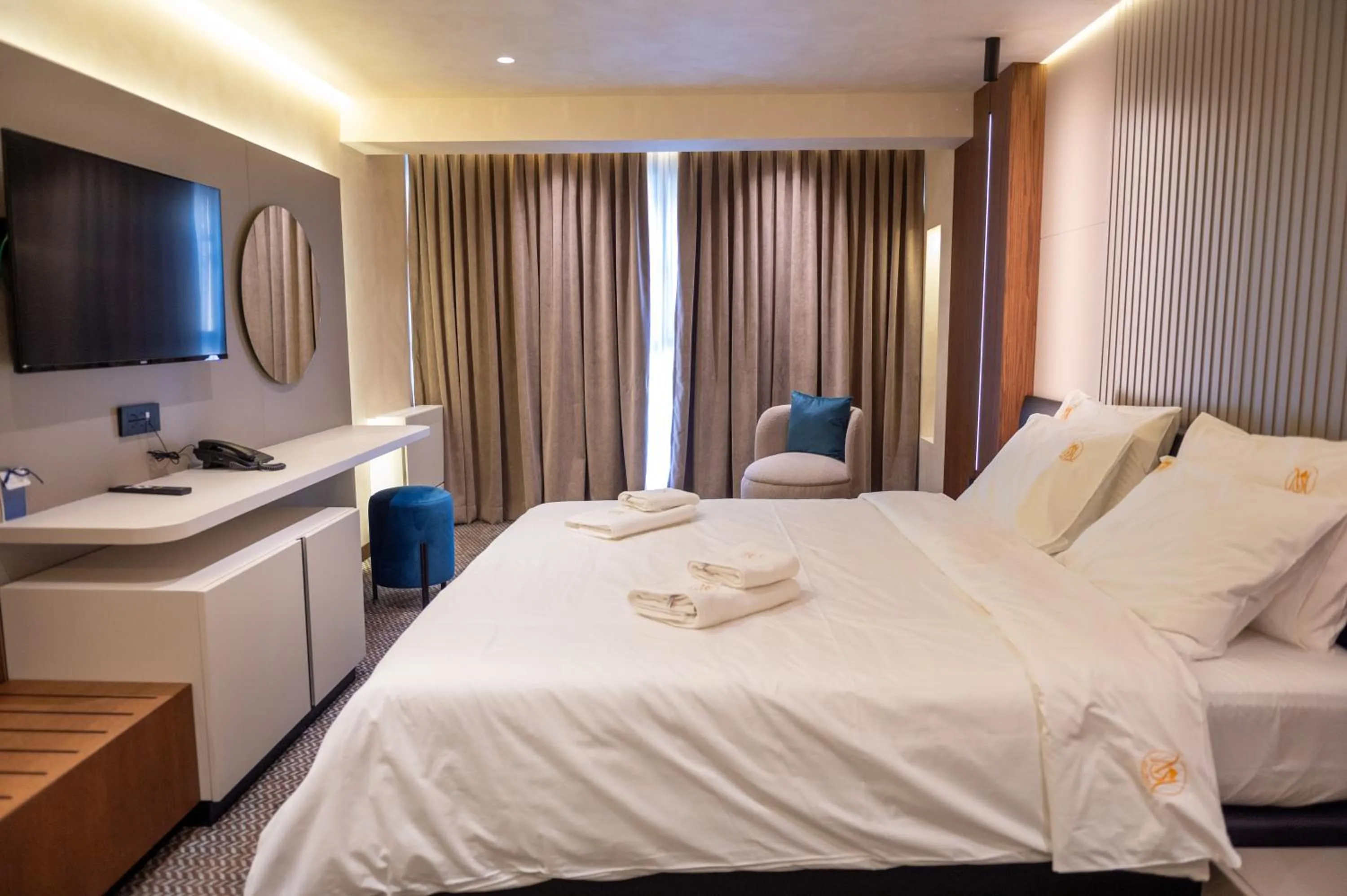 Photo of the whole room, Bed in Mattis Hotel