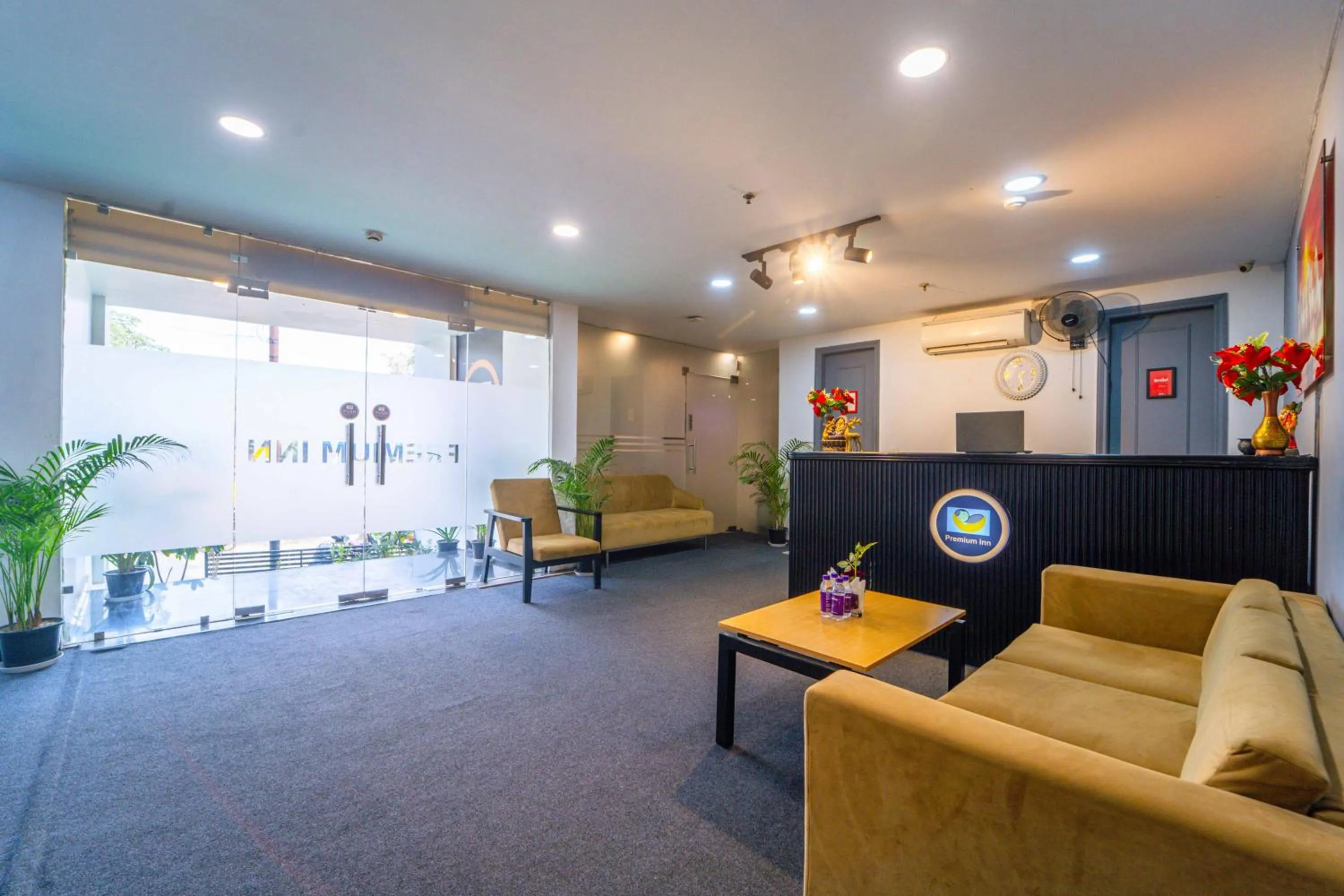 Lobby or reception in Treebo Premium Inn