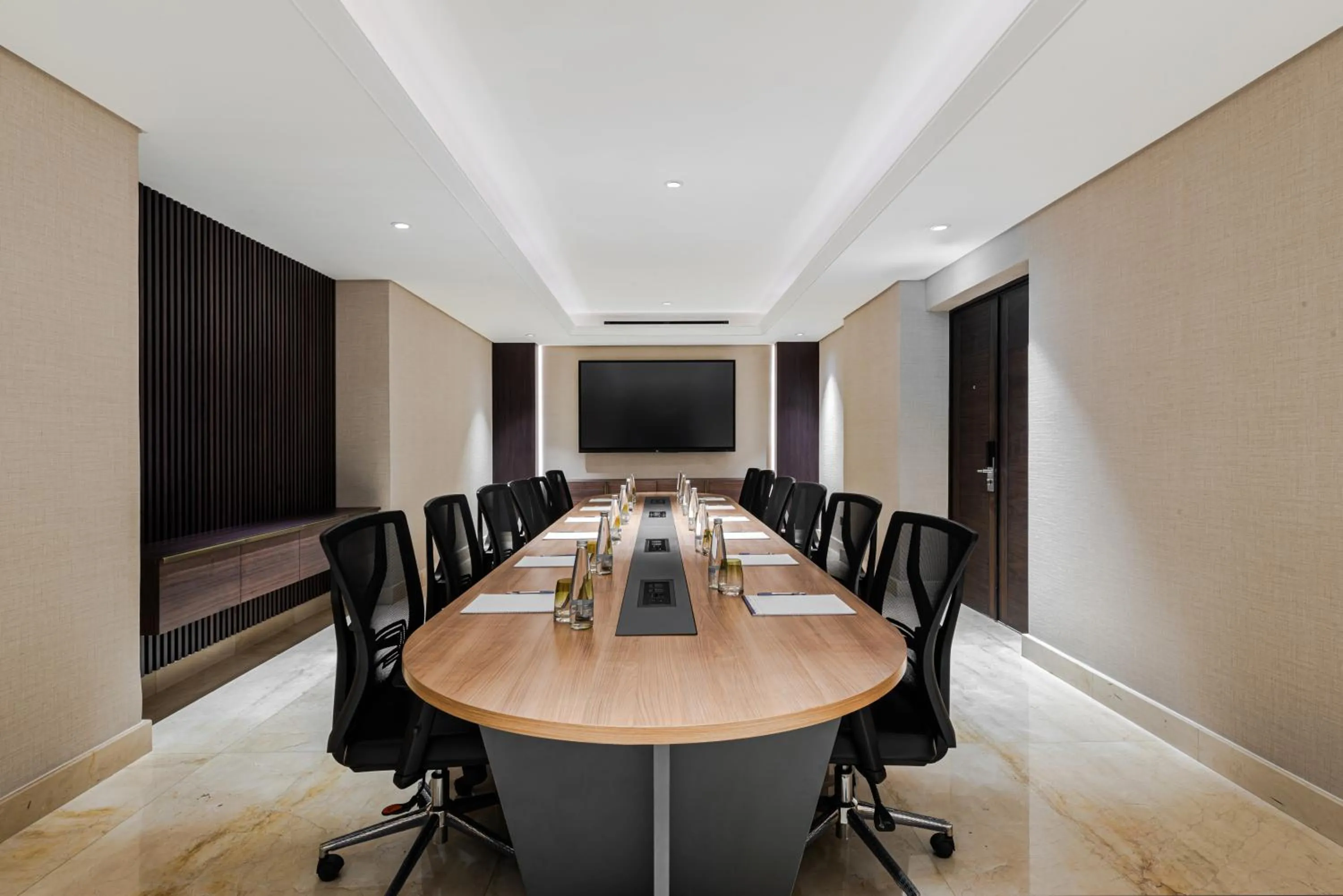 Meeting/conference room in Doubletree By Hilton Amman Hotel & Residences