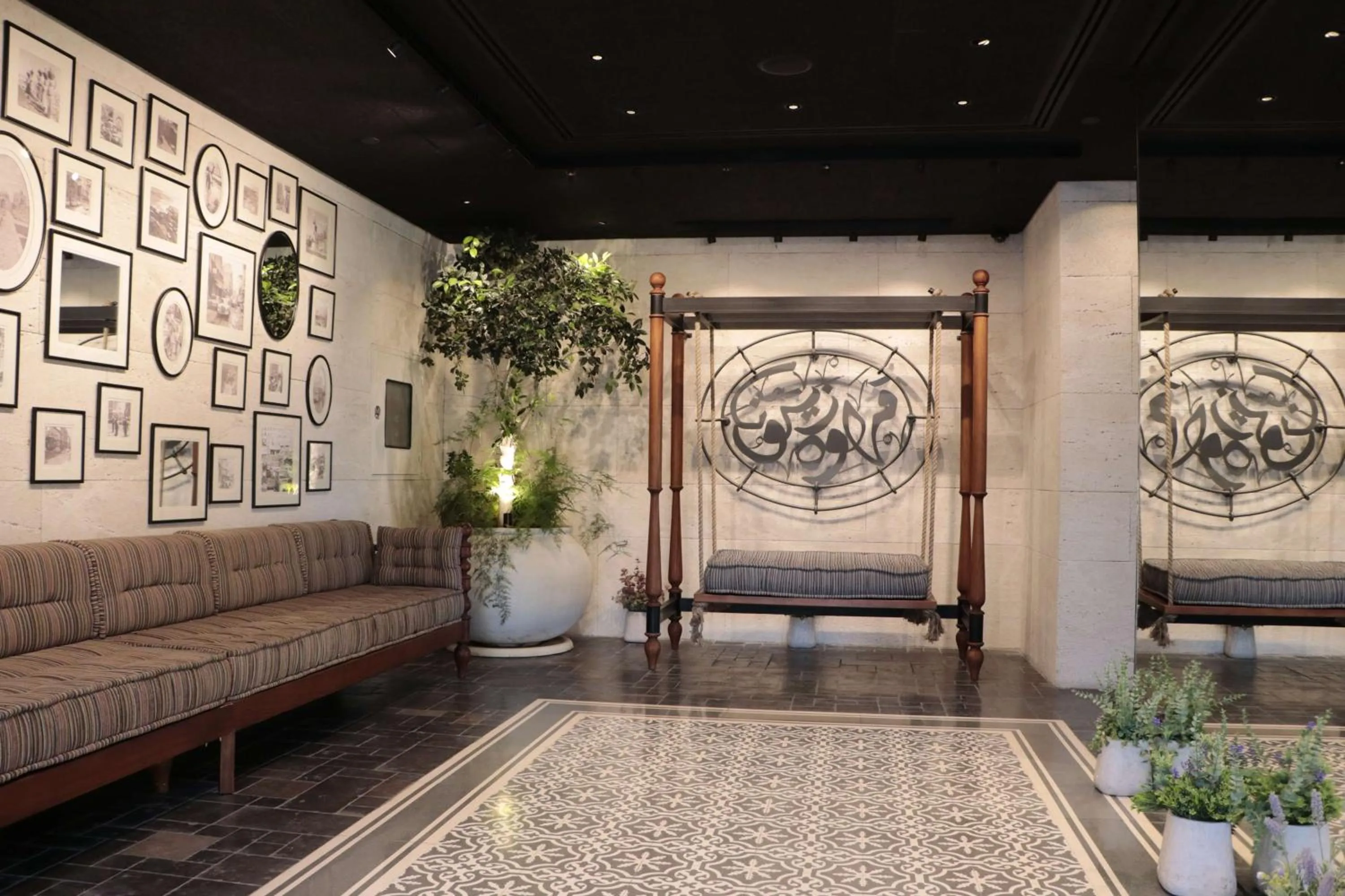 Lobby or reception in Doubletree By Hilton Amman Hotel & Residences