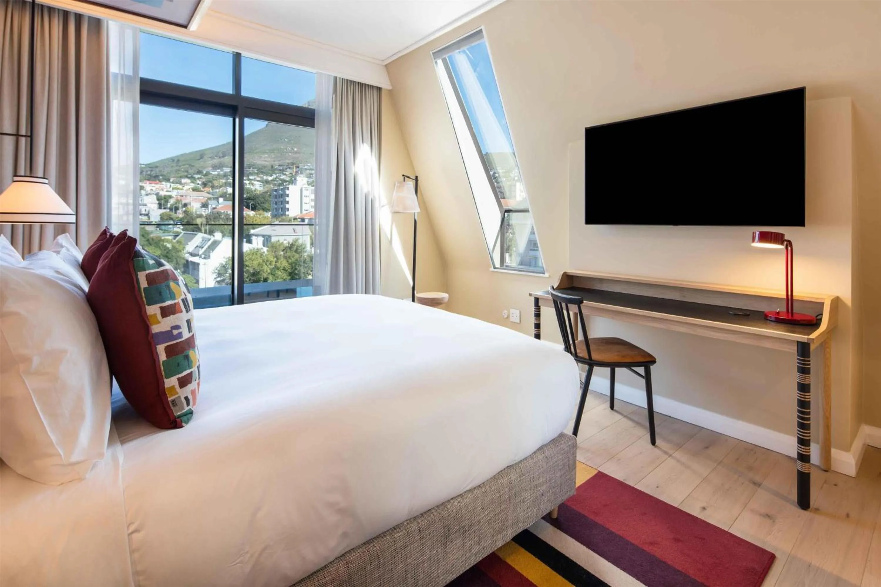 Bed in Canopy By Hilton Cape Town Longkloof