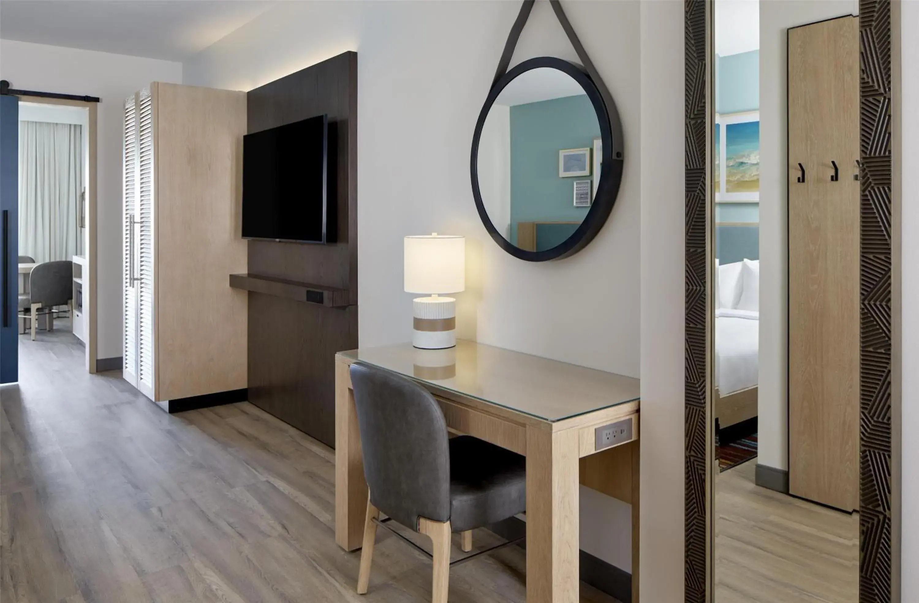 Bedroom, Bed in Embassy Suites By Hilton Gulf Shores Beach Resort Bedroom, Bed in Embassy Suites By Hilton Gulf Shores Beach Resort