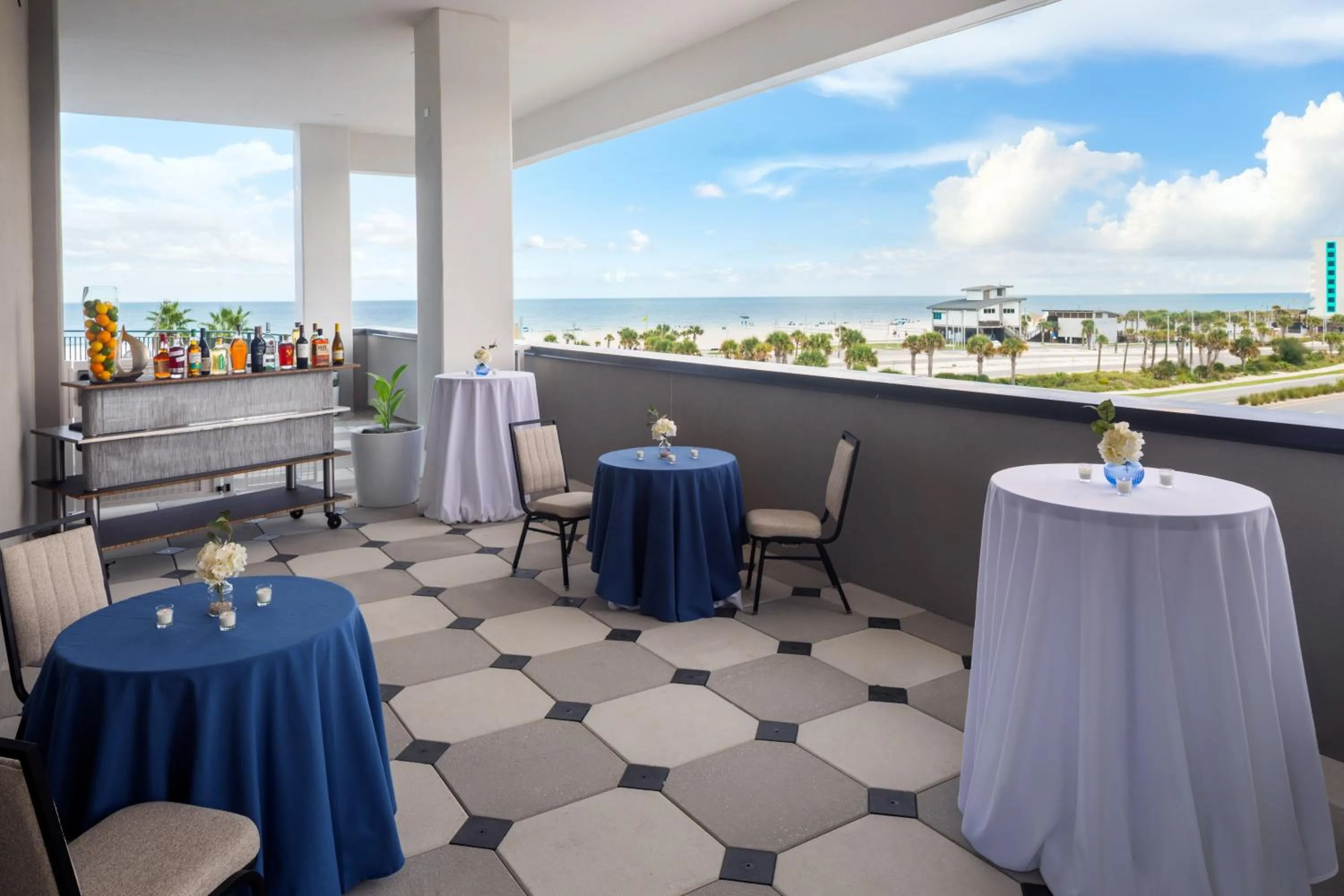 Balcony/Terrace in Embassy Suites By Hilton Gulf Shores Beach Resort