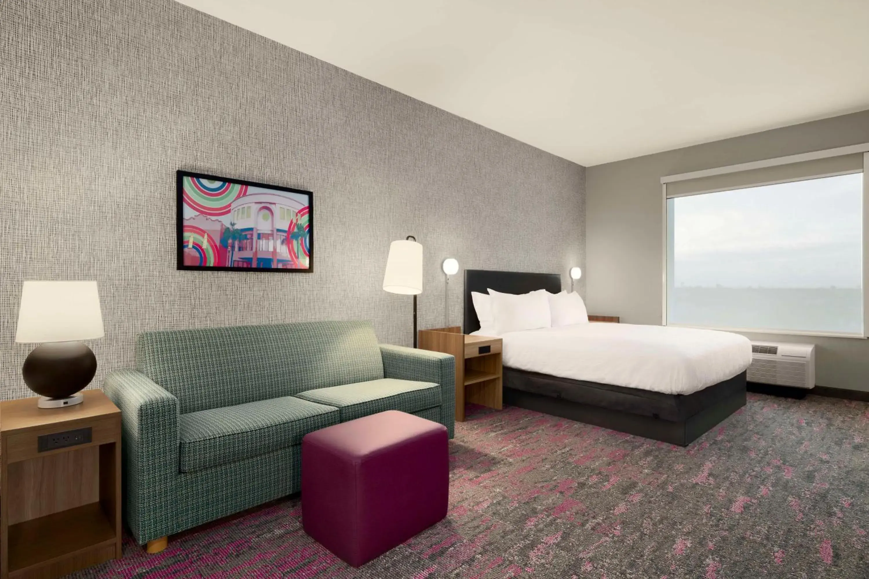 Living room, Bed in Home2 Suites By Hilton San Juan Living room, Bed in Home2 Suites By Hilton San Juan