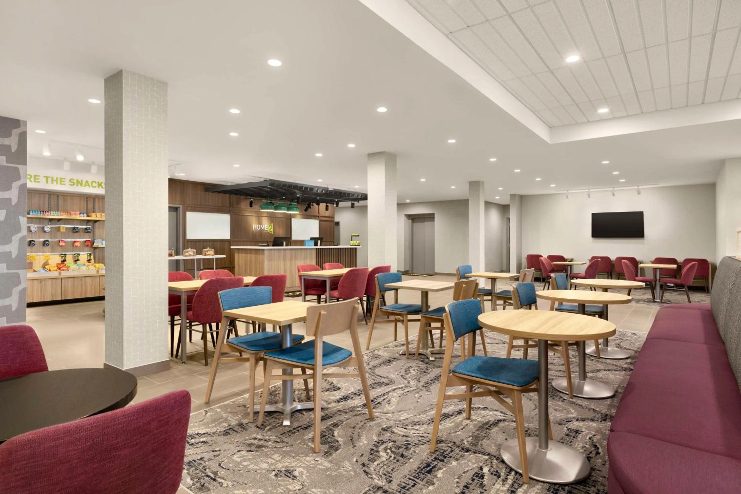 Lobby or reception in Home2 Suites By Hilton San Juan