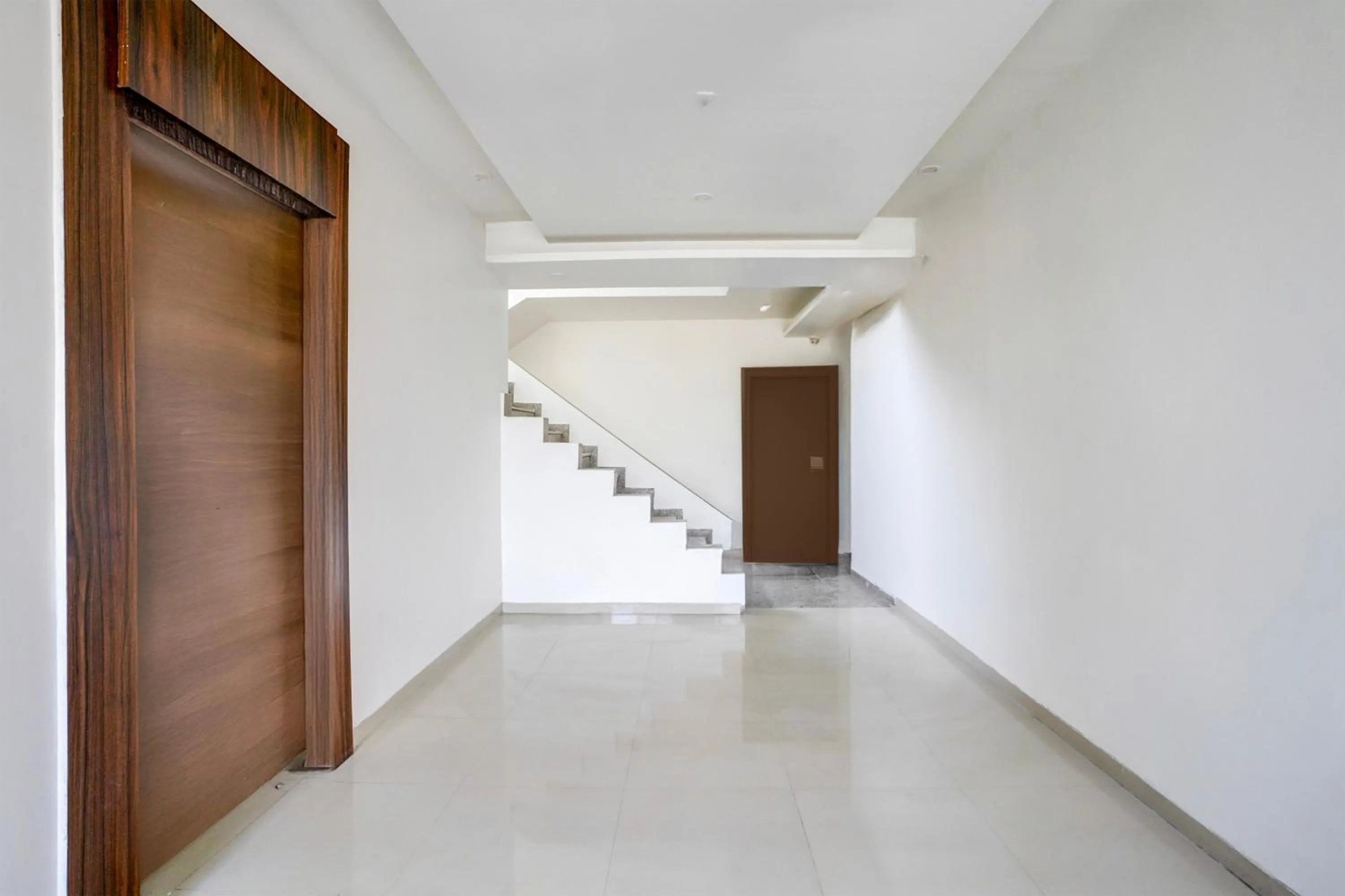 Lobby or reception in Townhouse Godavari Riverbank Formerly Shanti Datta Inn