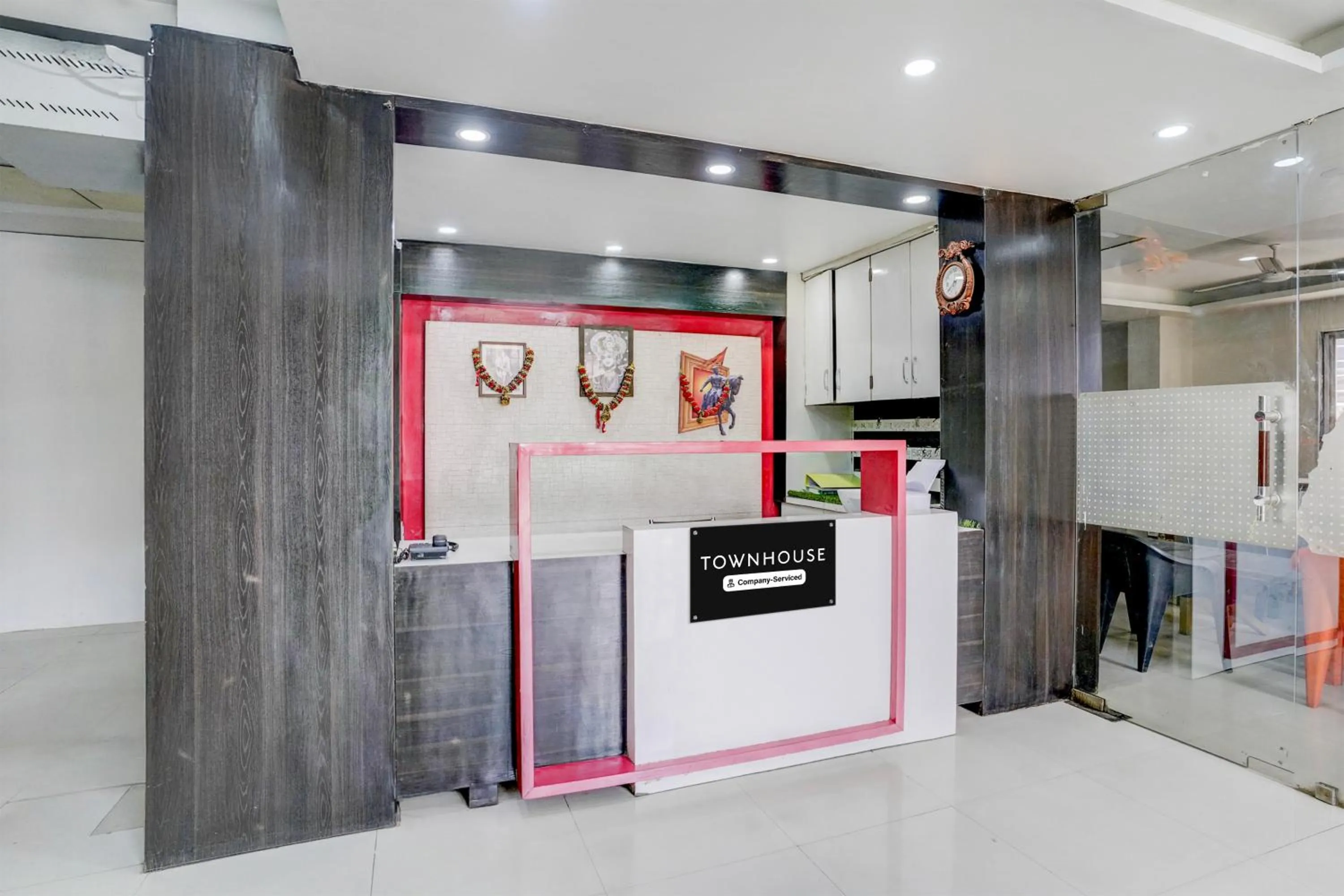 Lobby or reception in Townhouse Godavari Riverbank Formerly Shanti Datta Inn