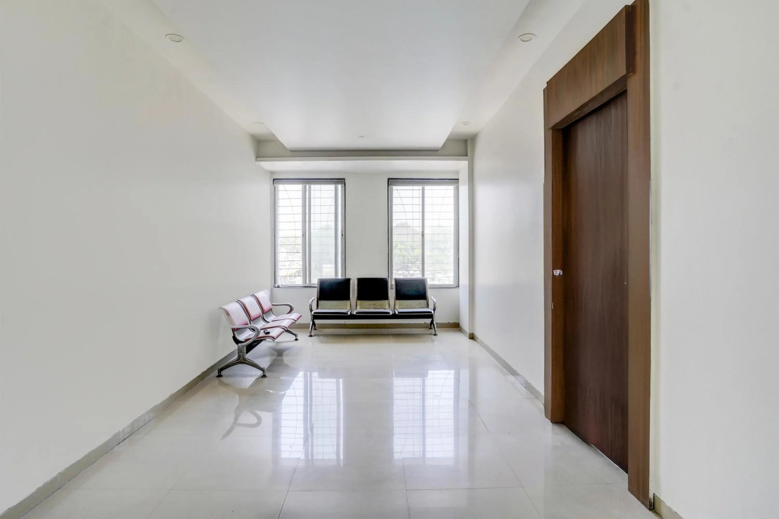 Lobby or reception in Townhouse Godavari Riverbank Formerly Shanti Datta Inn